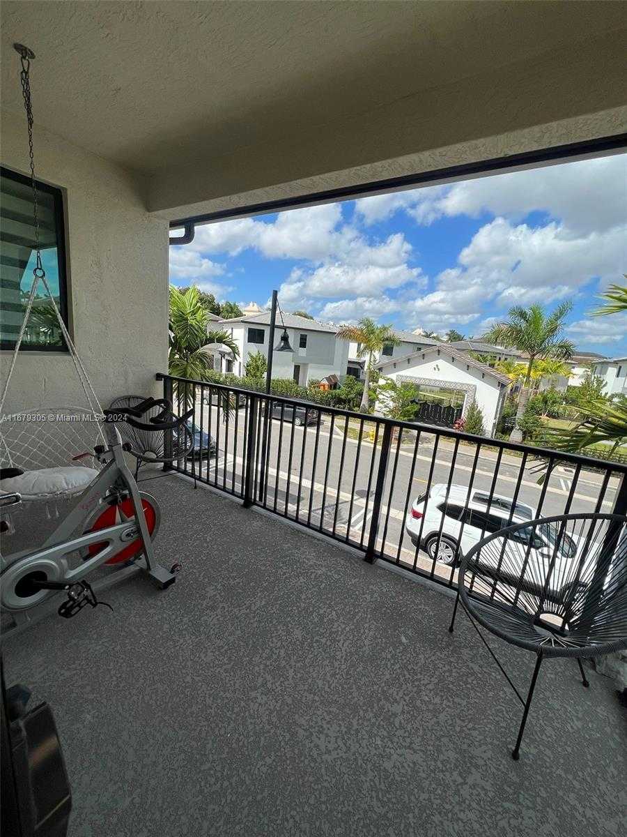 Small Image of 4818 NORTH WEST 83RD AVE #4818, Doral Number 16