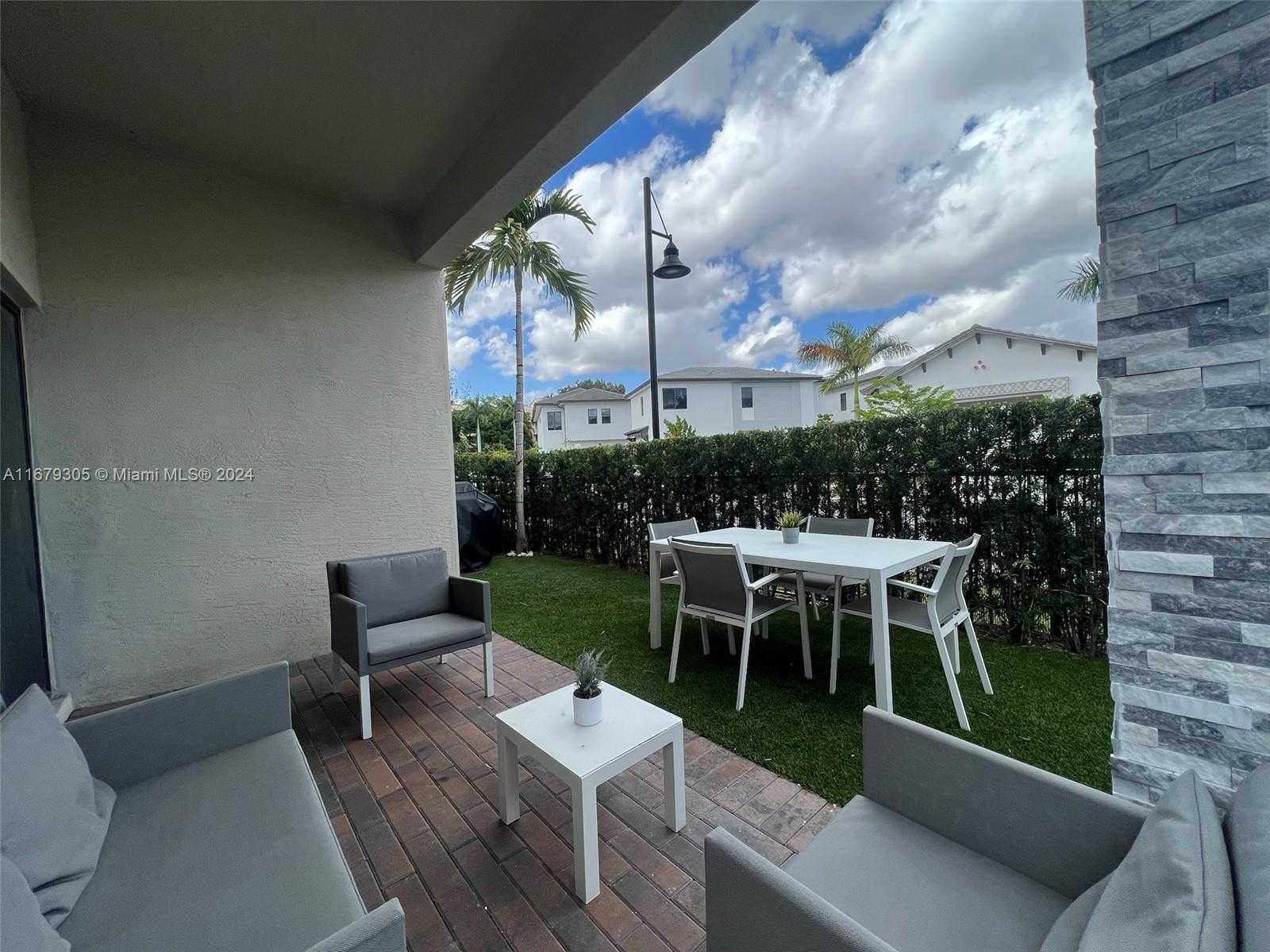 Small Image of 4818 NORTH WEST 83RD AVE #4818, Doral Number 8