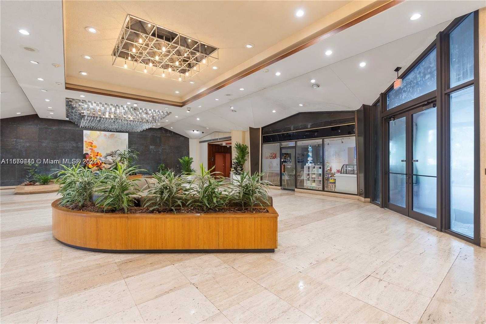 Small Image of 905 BRICKELL BAY DR #1530, Miami Number 42