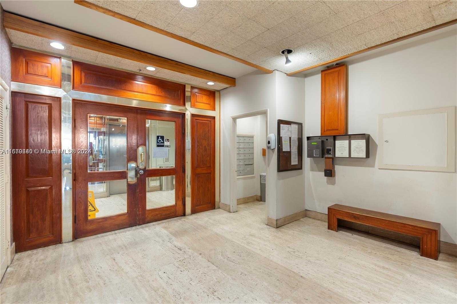 Small Image of 905 BRICKELL BAY DR #1530, Miami Number 43