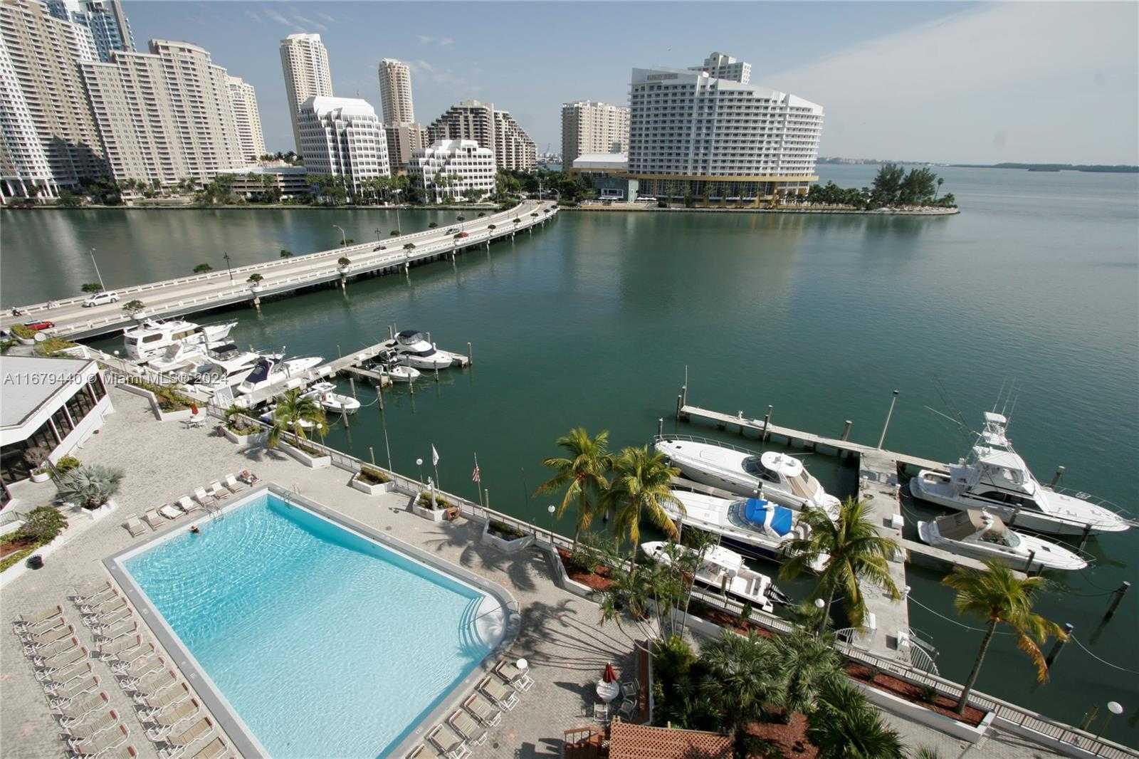 Small Image of 905 BRICKELL BAY DR #1530, Miami Number 5