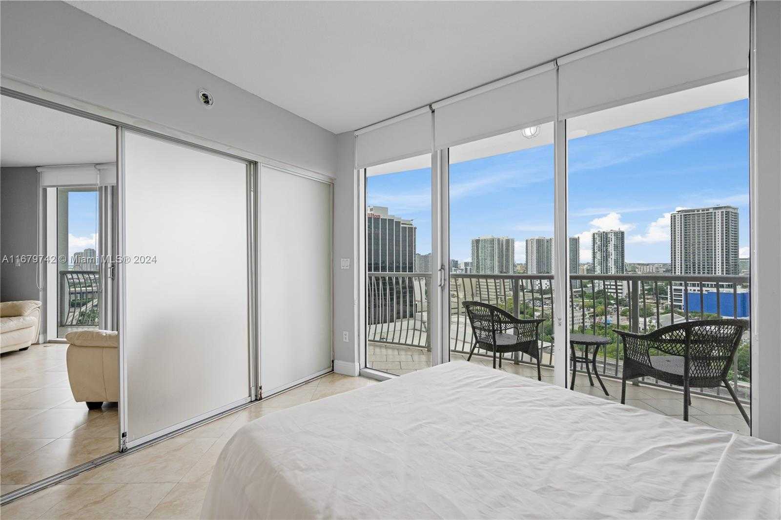Small Image of 1750 NORTH BAYSHORE DR #2314, Miami Number 15