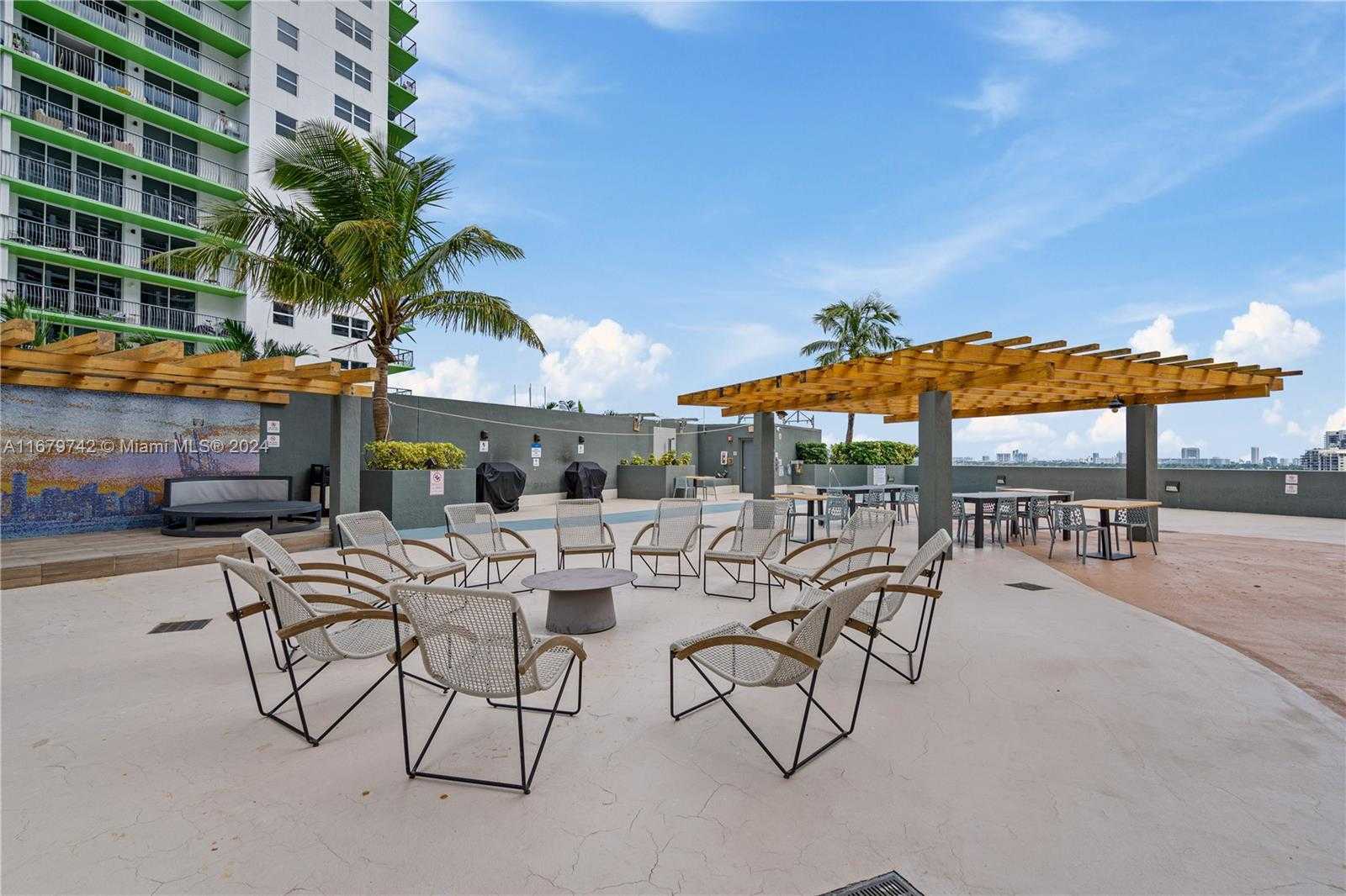 Small Image of 1750 NORTH BAYSHORE DR #2314, Miami Number 23