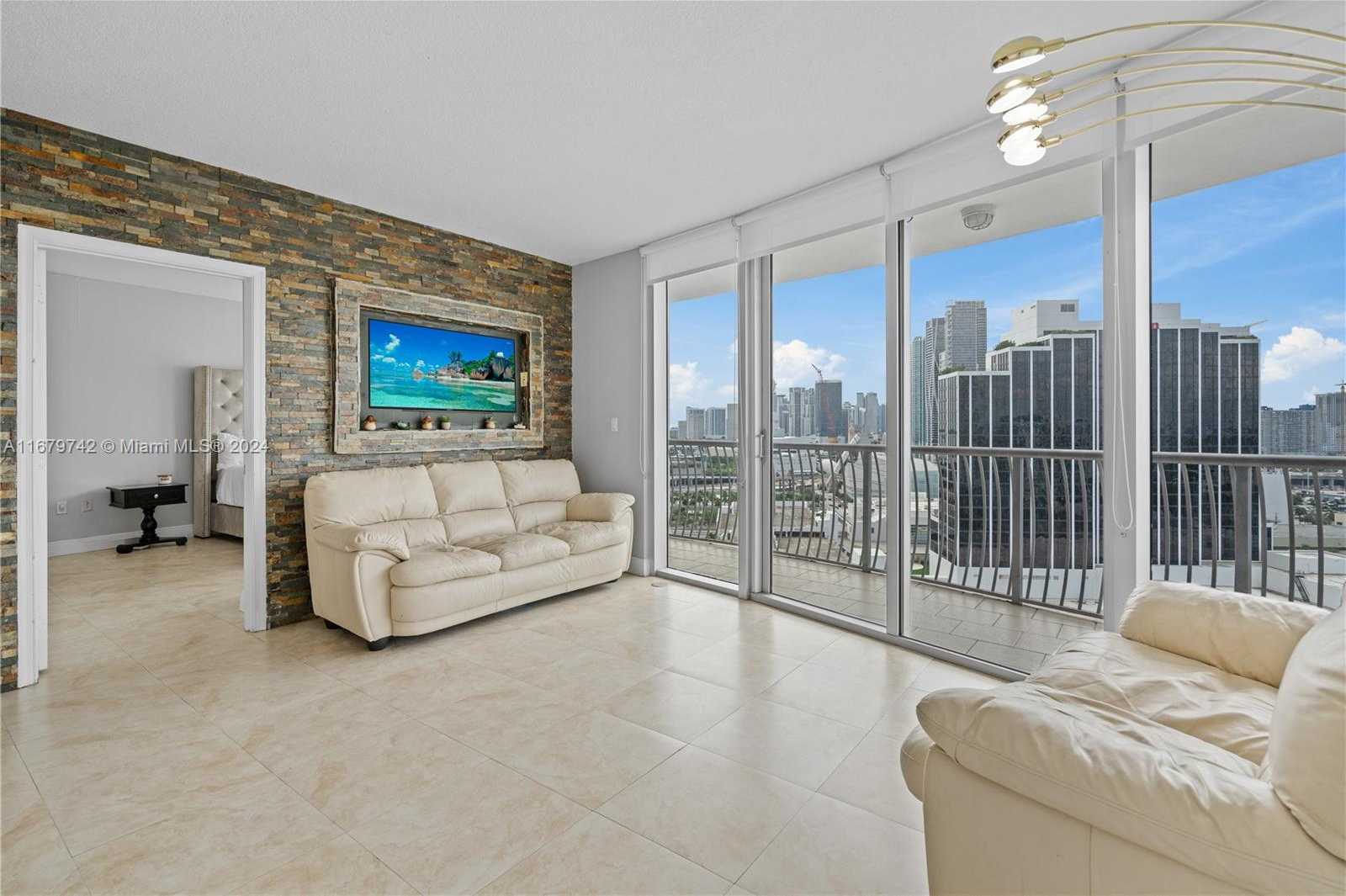 Small Image of 1750 NORTH BAYSHORE DR #2314, Miami Number 8
