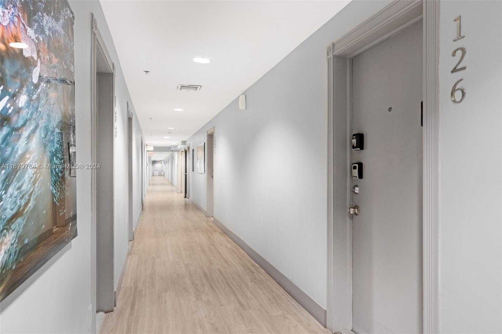 Small Image of 335 OCEAN DR #126, Miami Beach Number 32