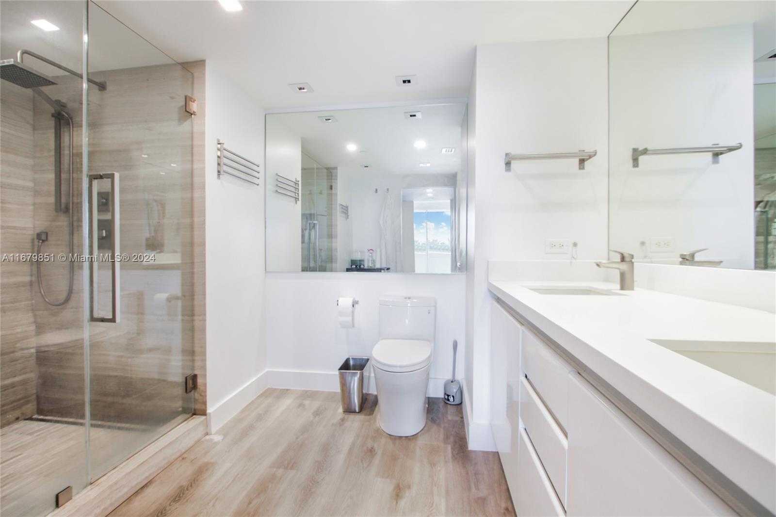 Small Image of 2127 BRICKELL AVE #806, Miami Number 10