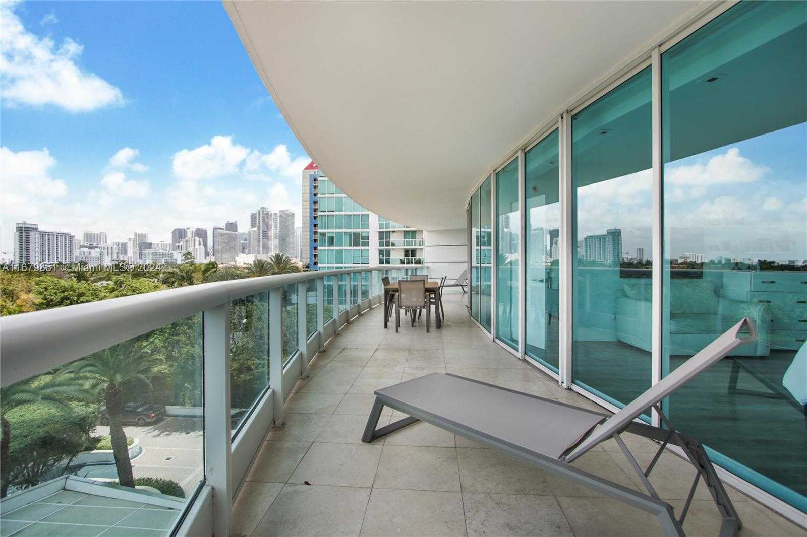 Small Image of 2127 BRICKELL AVE #806, Miami Number 2