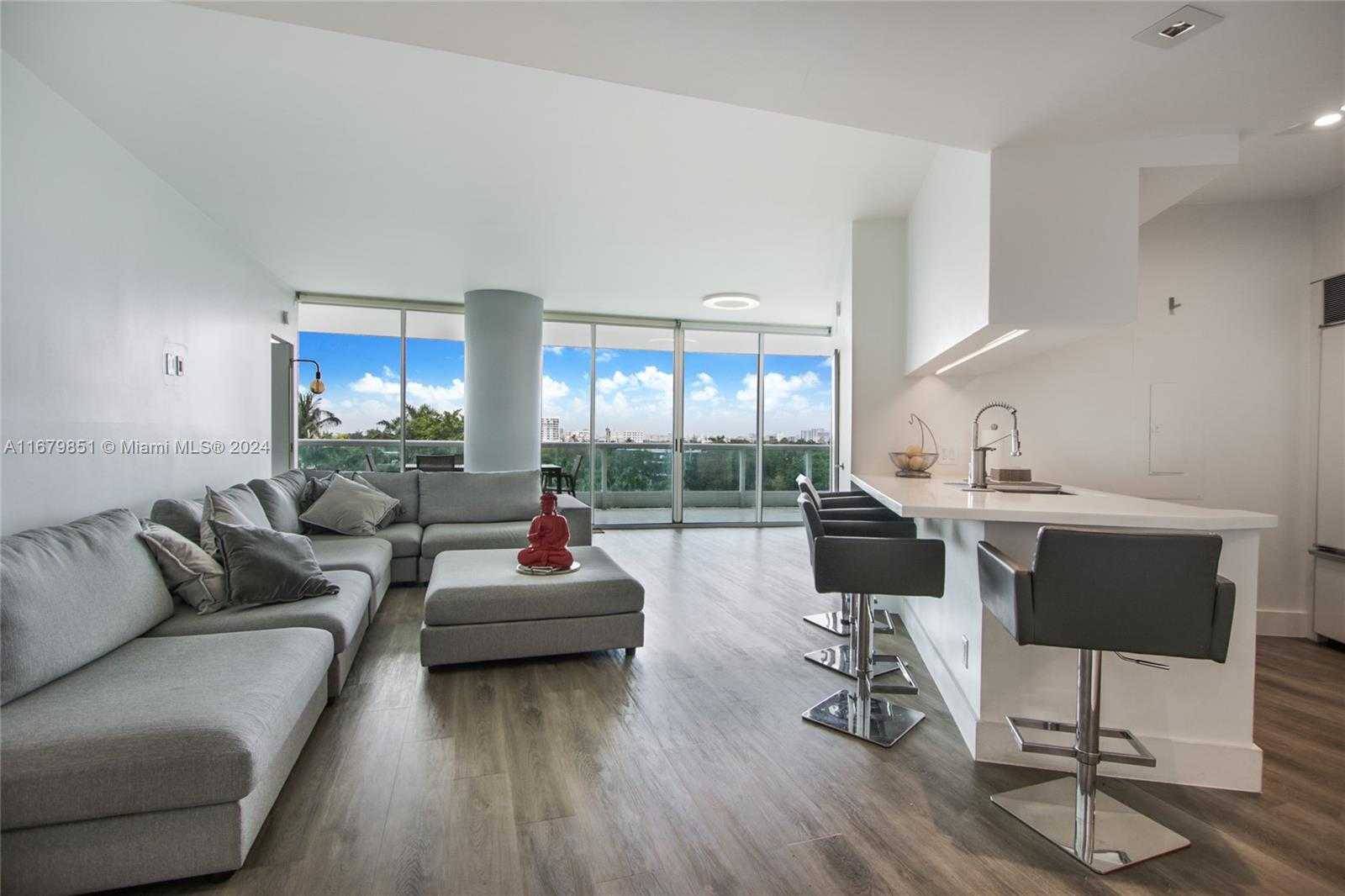 Small Image of 2127 BRICKELL AVE #806, Miami Number 5
