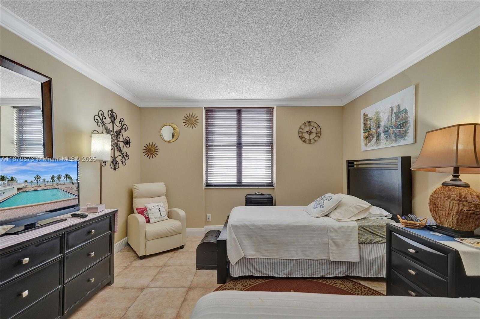 Small Image of 2401 SOUTH OCEAN DR #701, Hollywood Number 21