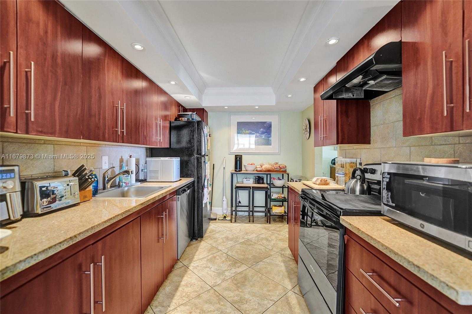 Small Image of 2401 SOUTH OCEAN DR #701, Hollywood Number 30
