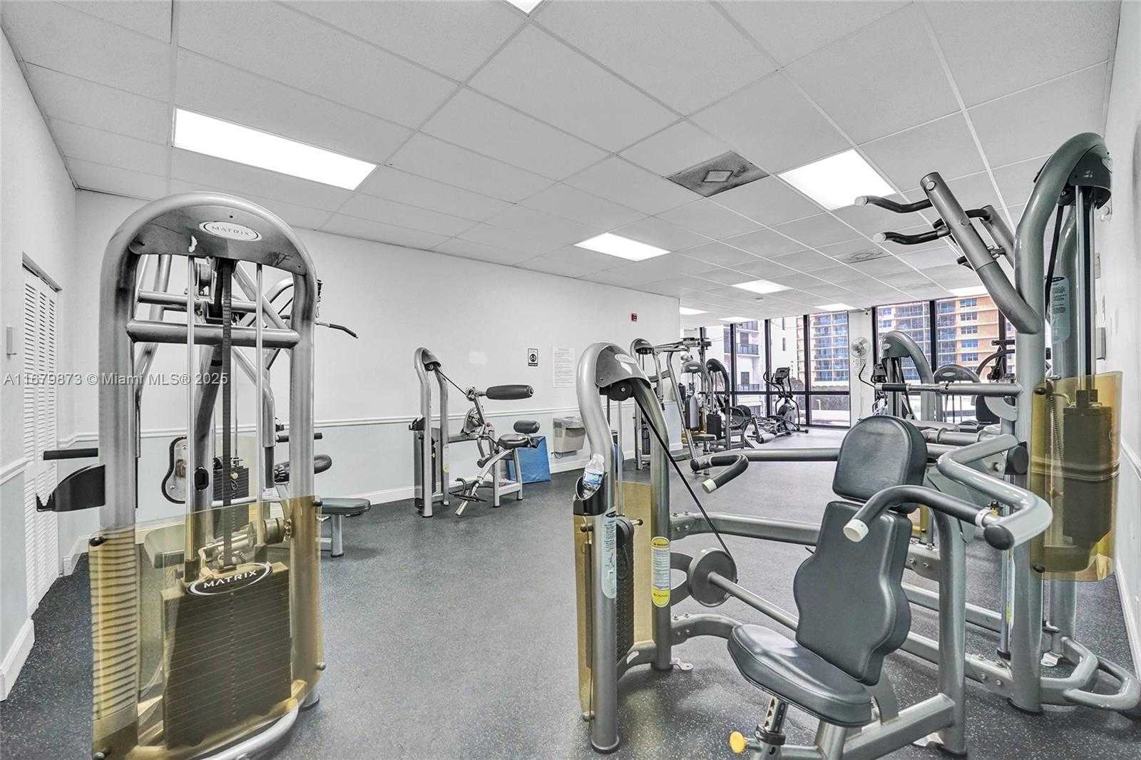 Small Image of 2401 SOUTH OCEAN DR #701, Hollywood Number 82