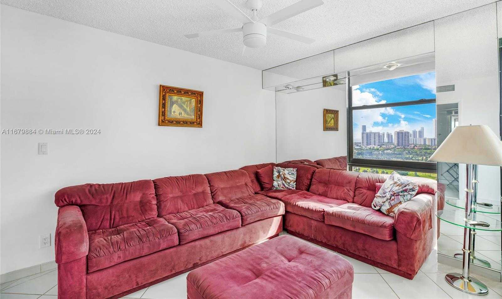 Small Image of 20301 E Country Club Dr, Aventura, FL 33180, USA Number 14