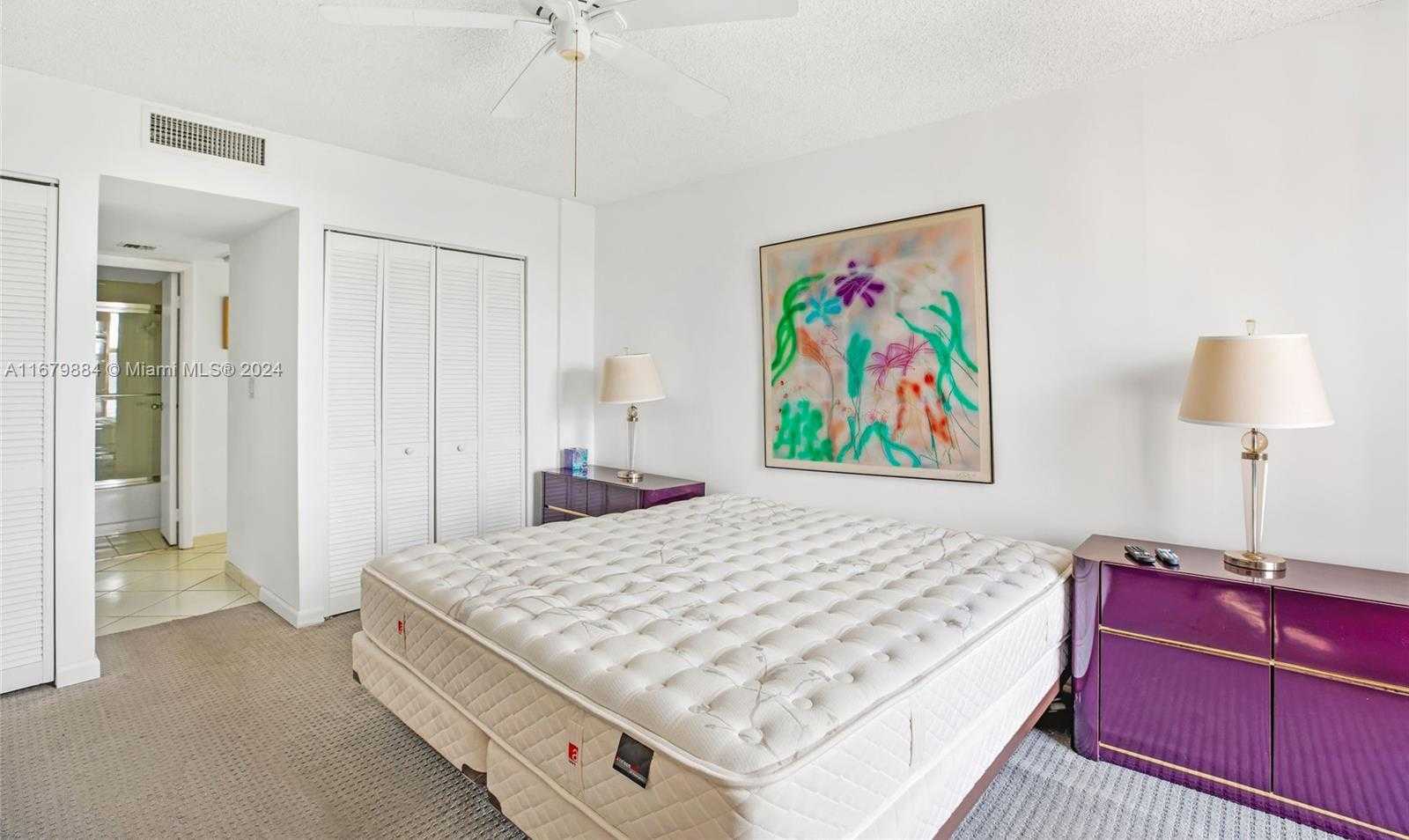 Small Image of 20301 E Country Club Dr, Aventura, FL 33180, USA Number 20