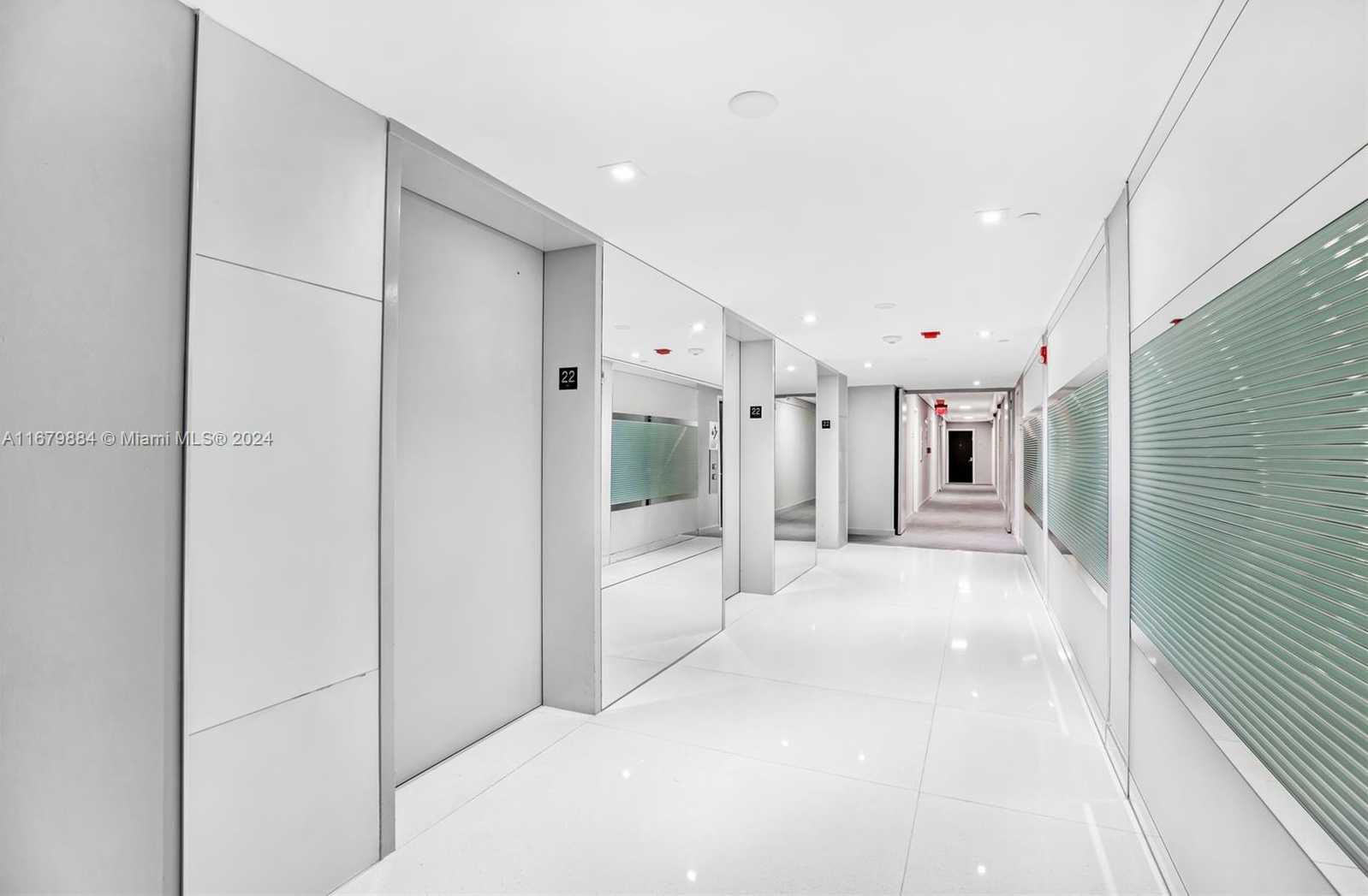 Small Image of 20301 E Country Club Dr, Aventura, FL 33180, USA Number 5