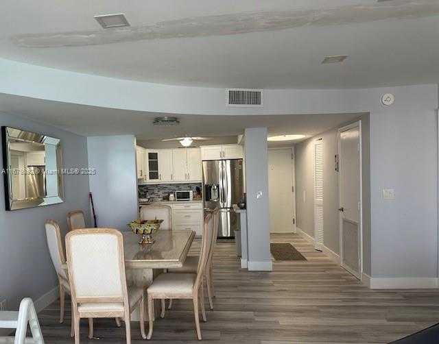 Small Image of 2301 SOUTH OCEAN DR #A8, Hollywood Number 9