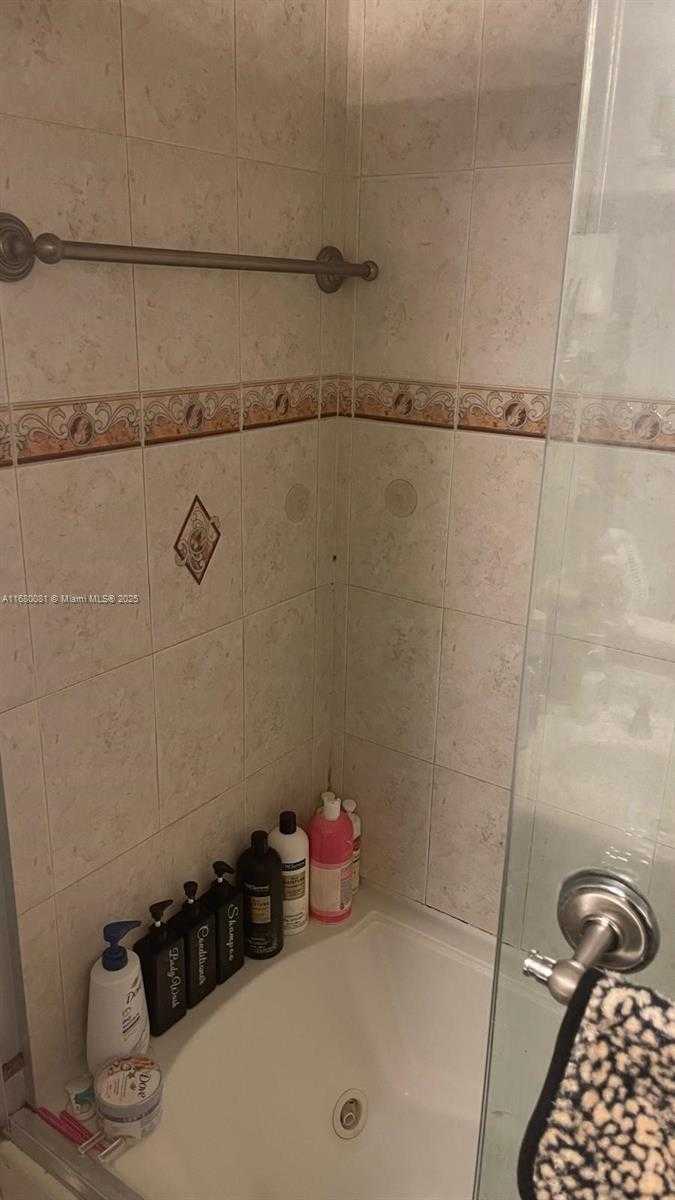 Small Image of 4530 NORTH WEST 79TH AVE #2C, Doral Number 14