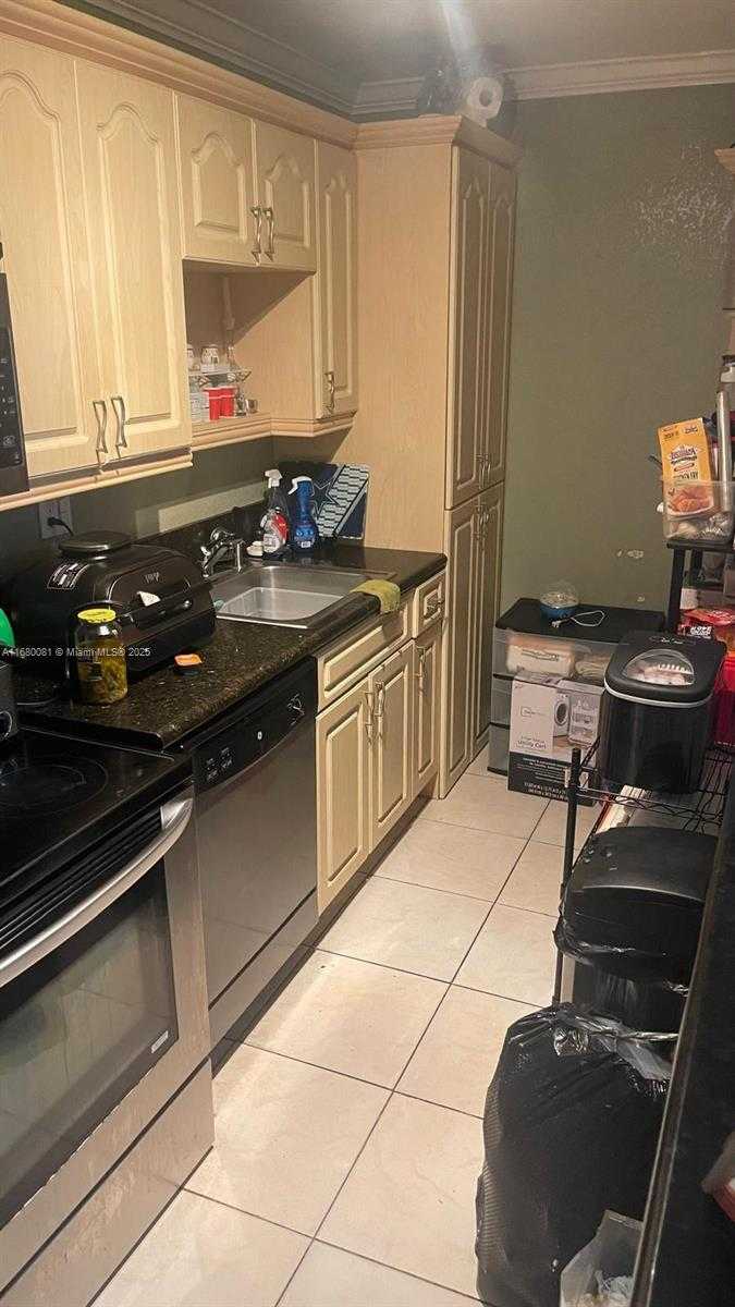 Small Image of 4530 NORTH WEST 79TH AVE #2C, Doral Number 6