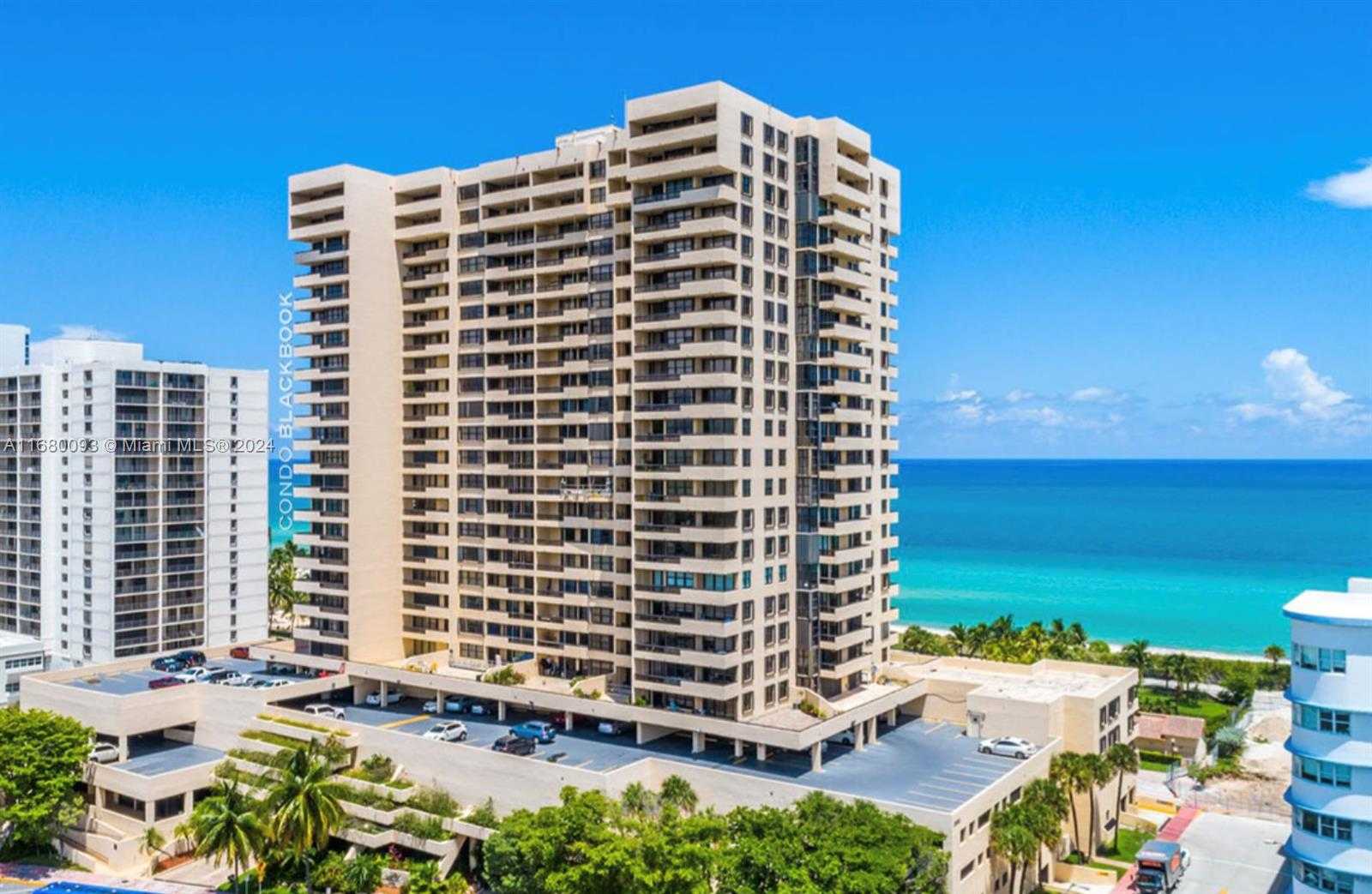 Small Image of 2555 #2001, Miami Beach Number 39