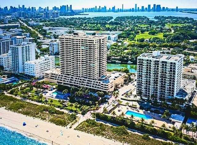 Small Image of 2555 #2001, Miami Beach Number 41