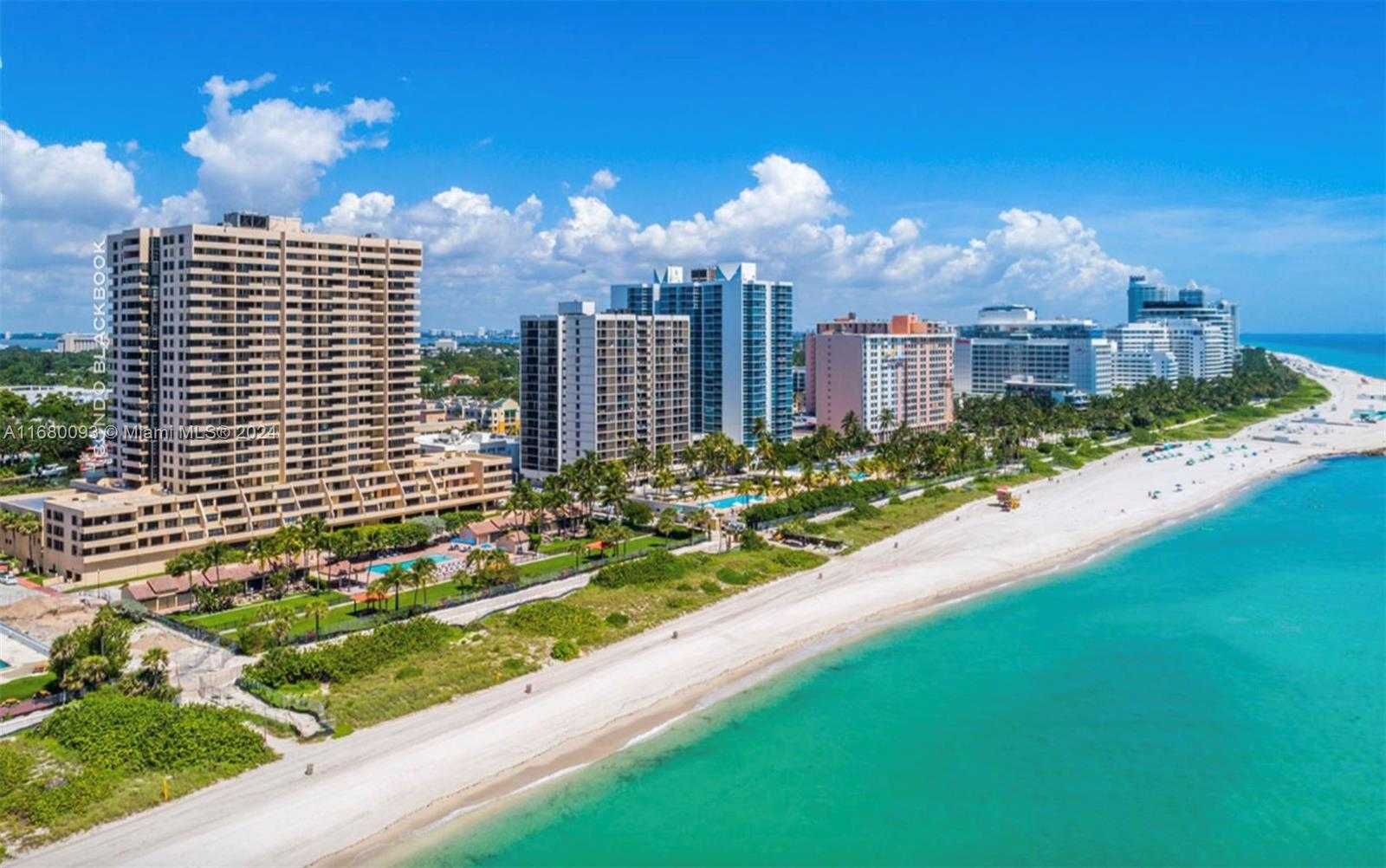 Small Image of 2555 #2001, Miami Beach Number 44
