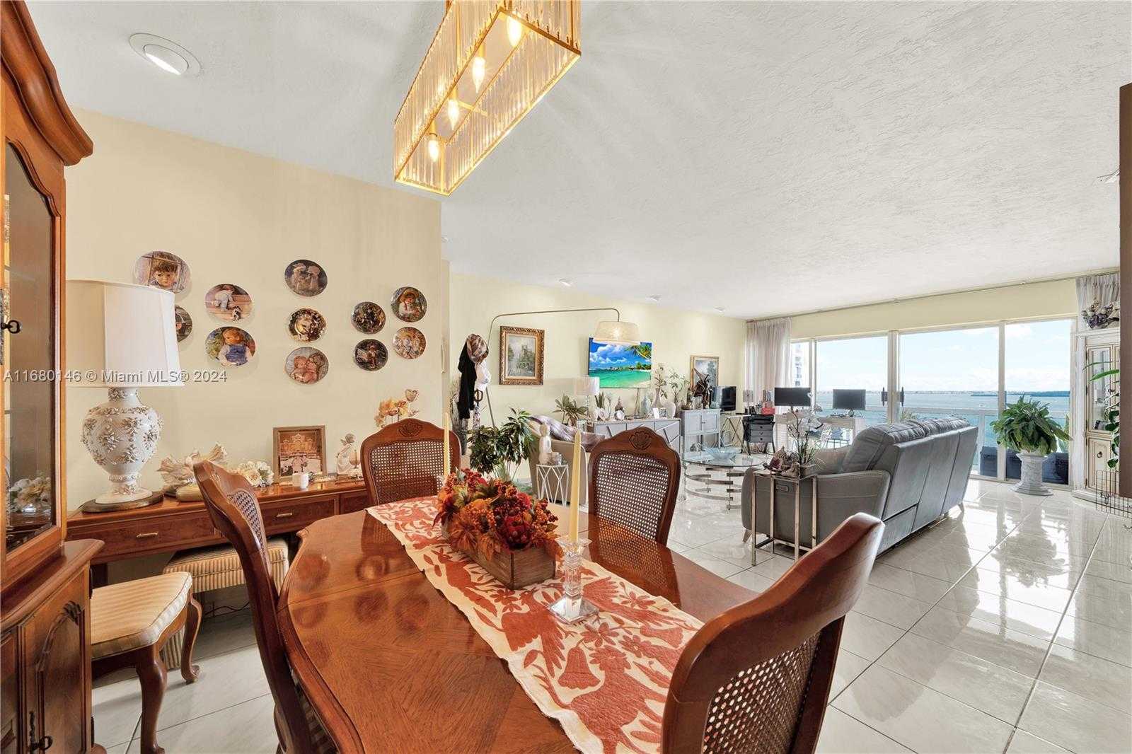 Small Image of 2451 BRICKELL AVE #17G, Miami Number 12