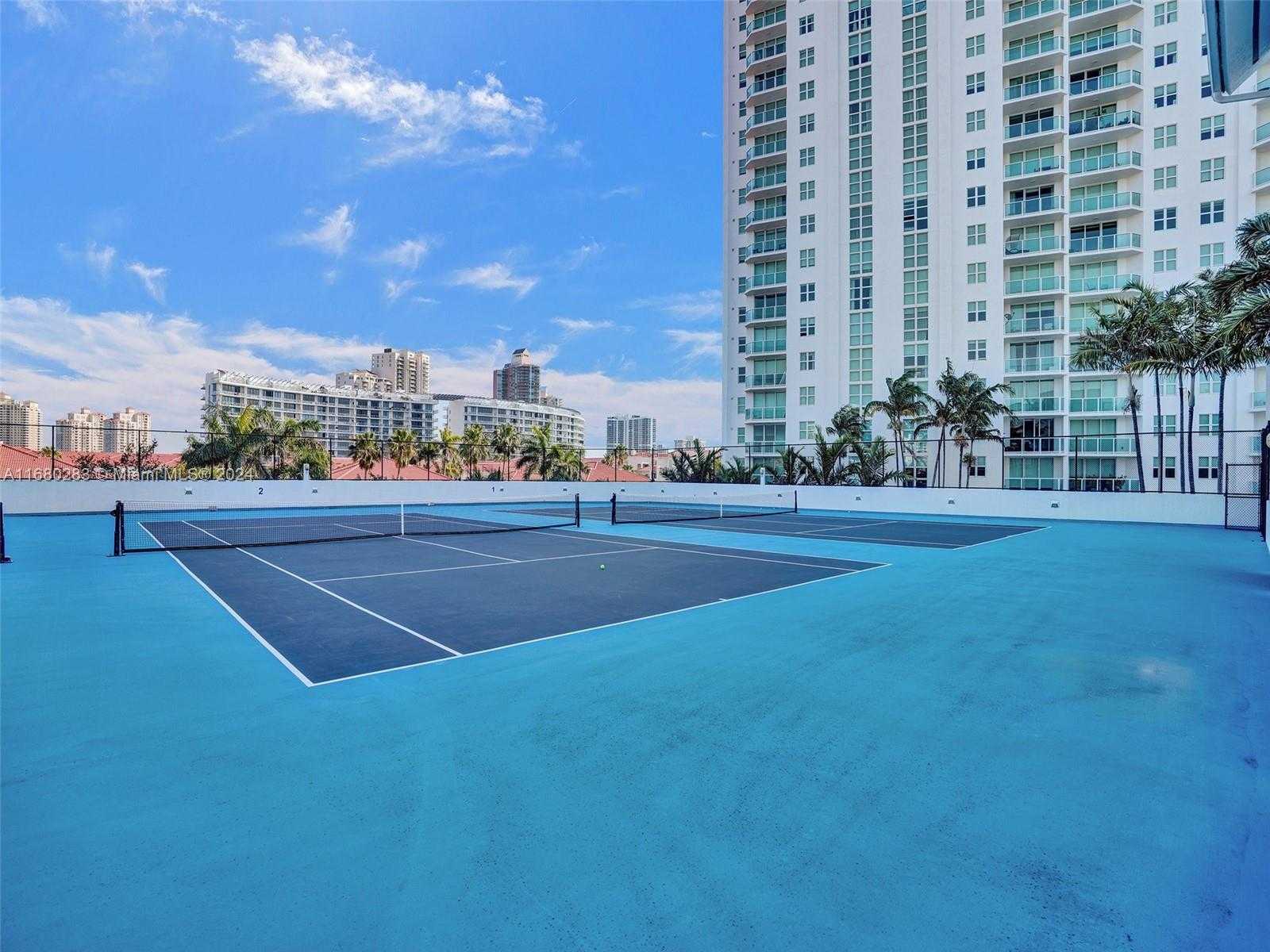 Small Image of 3201 NORTH EAST 183RD ST #1702, Aventura Number 11