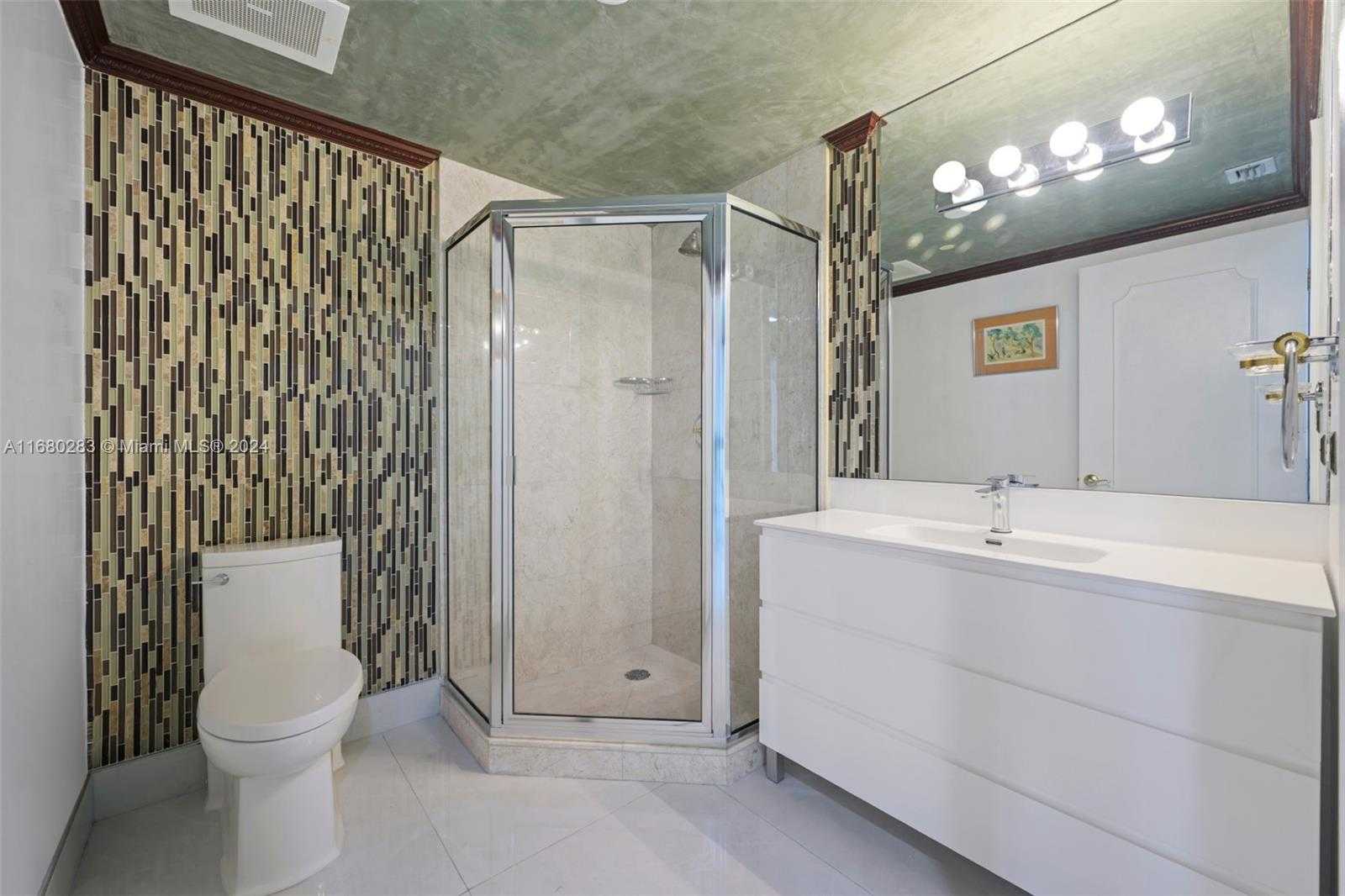Small Image of 3201 NORTH EAST 183RD ST #1702, Aventura Number 12