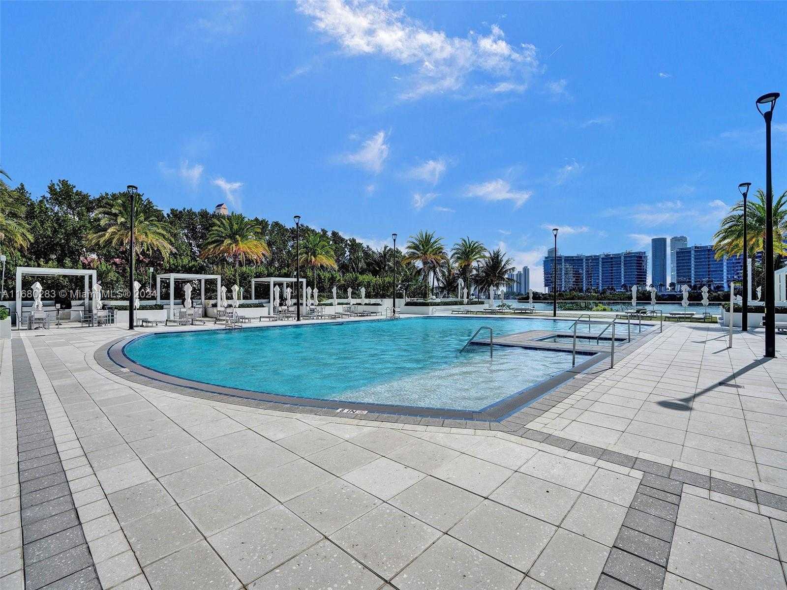 Small Image of 3201 NORTH EAST 183RD ST #1702, Aventura Number 8