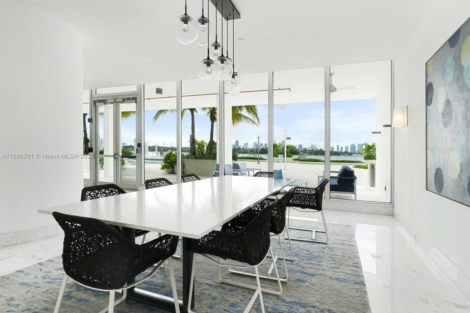 Small Image of Mirador 1000, 1000 West Ave, Miami Beach, FL 33139, USA Number 15