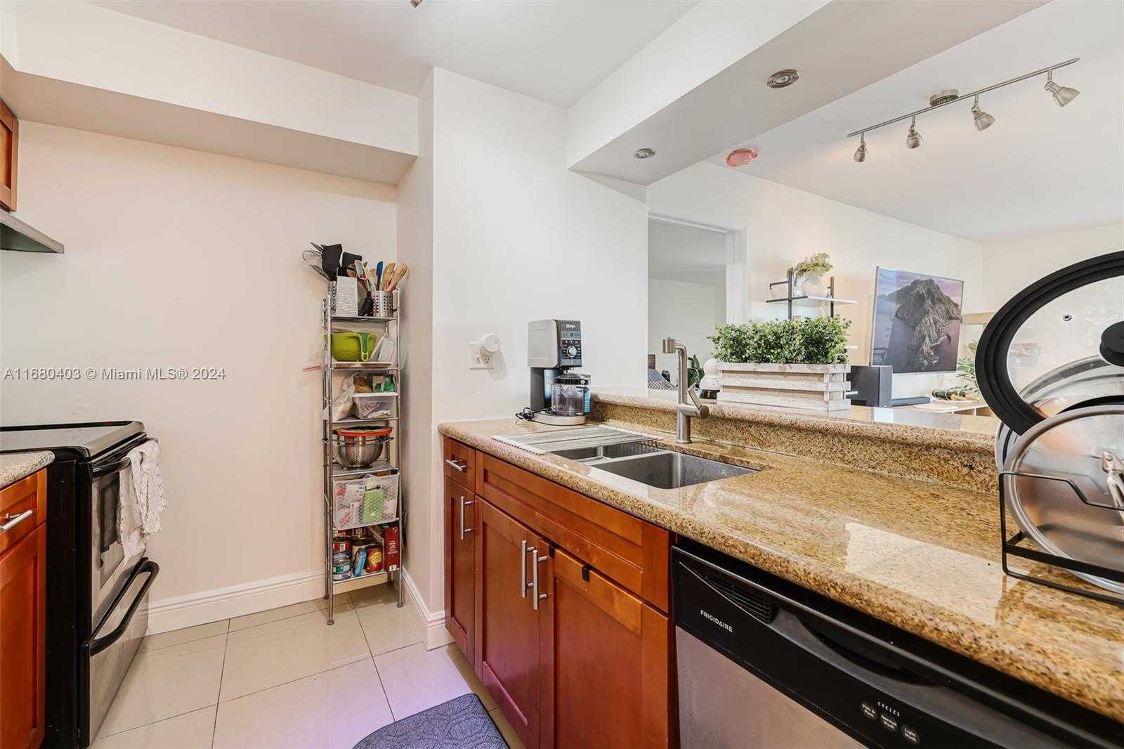 Small Image of 850 NORTH MIAMI AVE #W-906, Miami Number 10