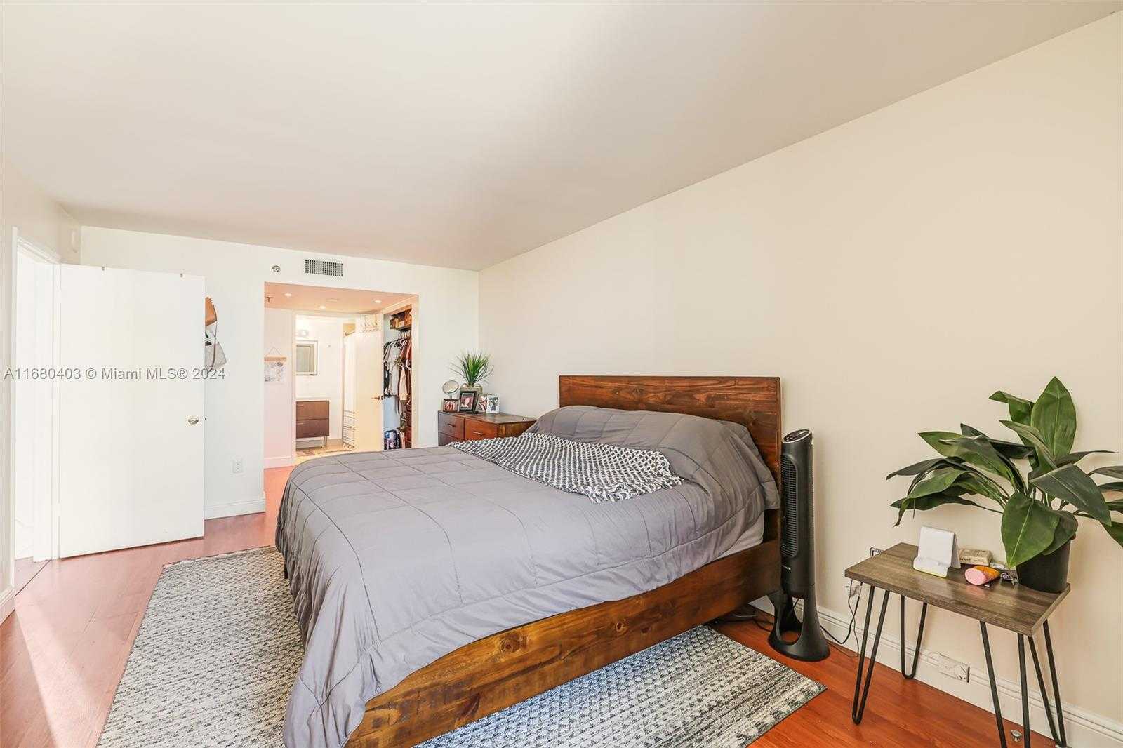 Small Image of 850 NORTH MIAMI AVE #W-906, Miami Number 13