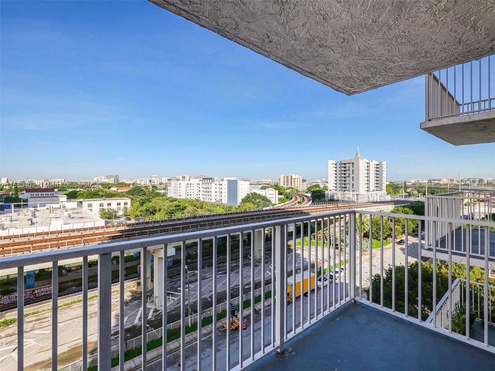 Small Image of 850 NORTH MIAMI AVE #W-906, Miami Number 22