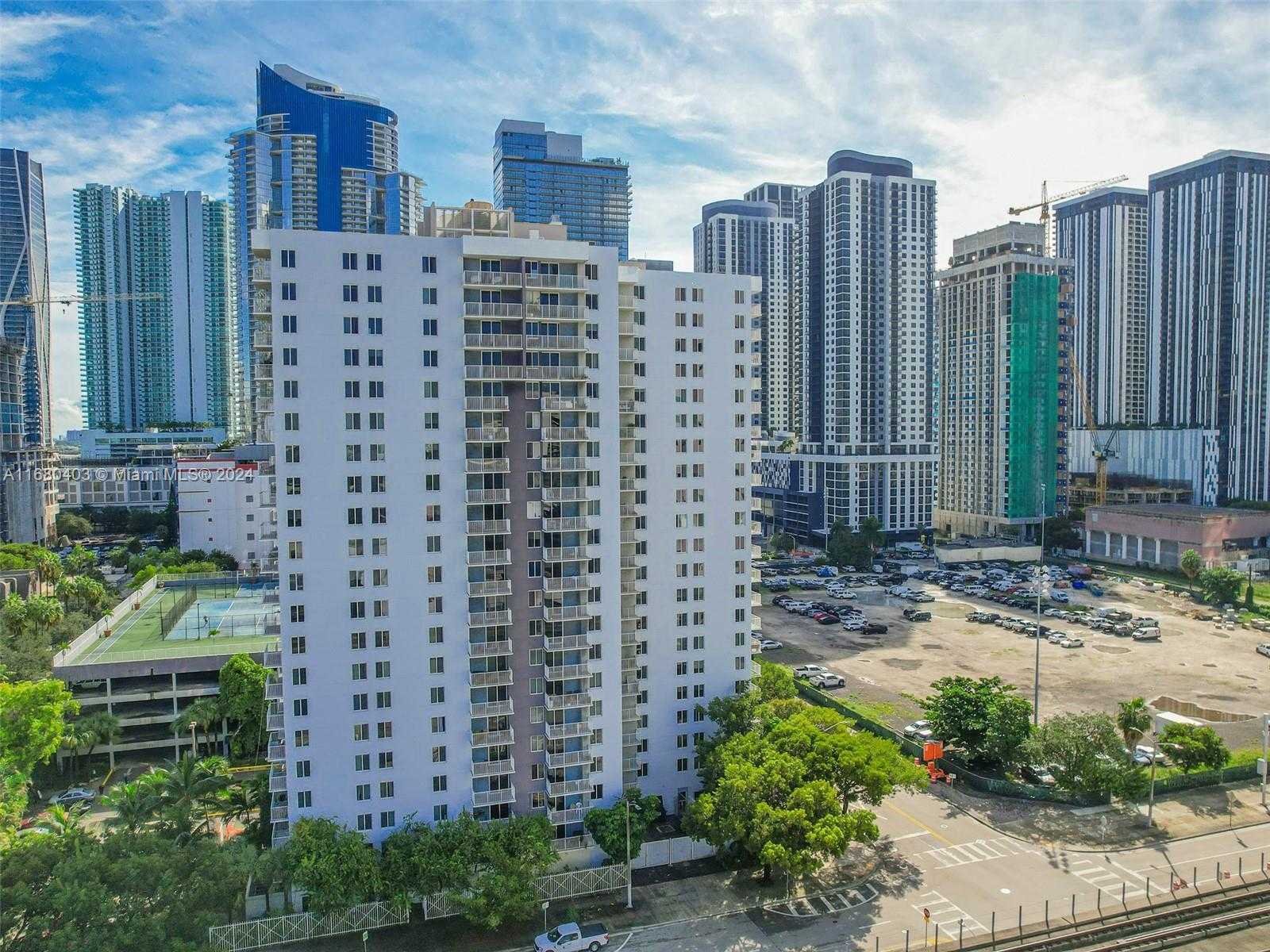 Small Image of 850 NORTH MIAMI AVE #W-906, Miami Number 3