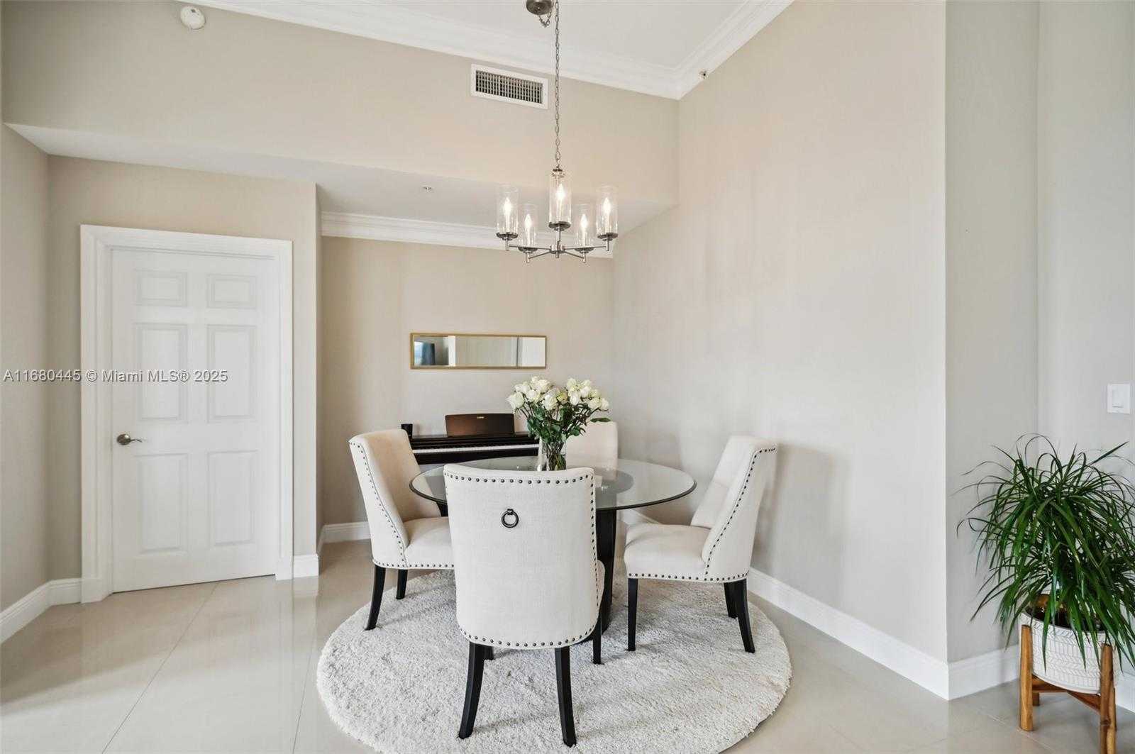 Small Image of 3001 NORTH EAST 185TH ST #712, Aventura Number 4
