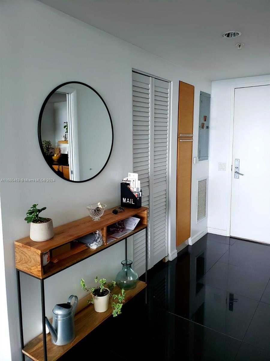 Small Image of 7929 WEST DR #802, North Bay Village Number 10