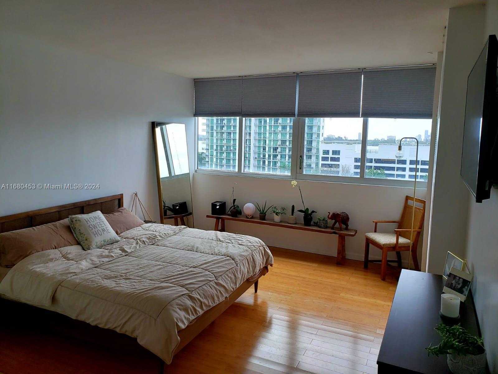 Small Image of 7929 WEST DR #802, North Bay Village Number 16