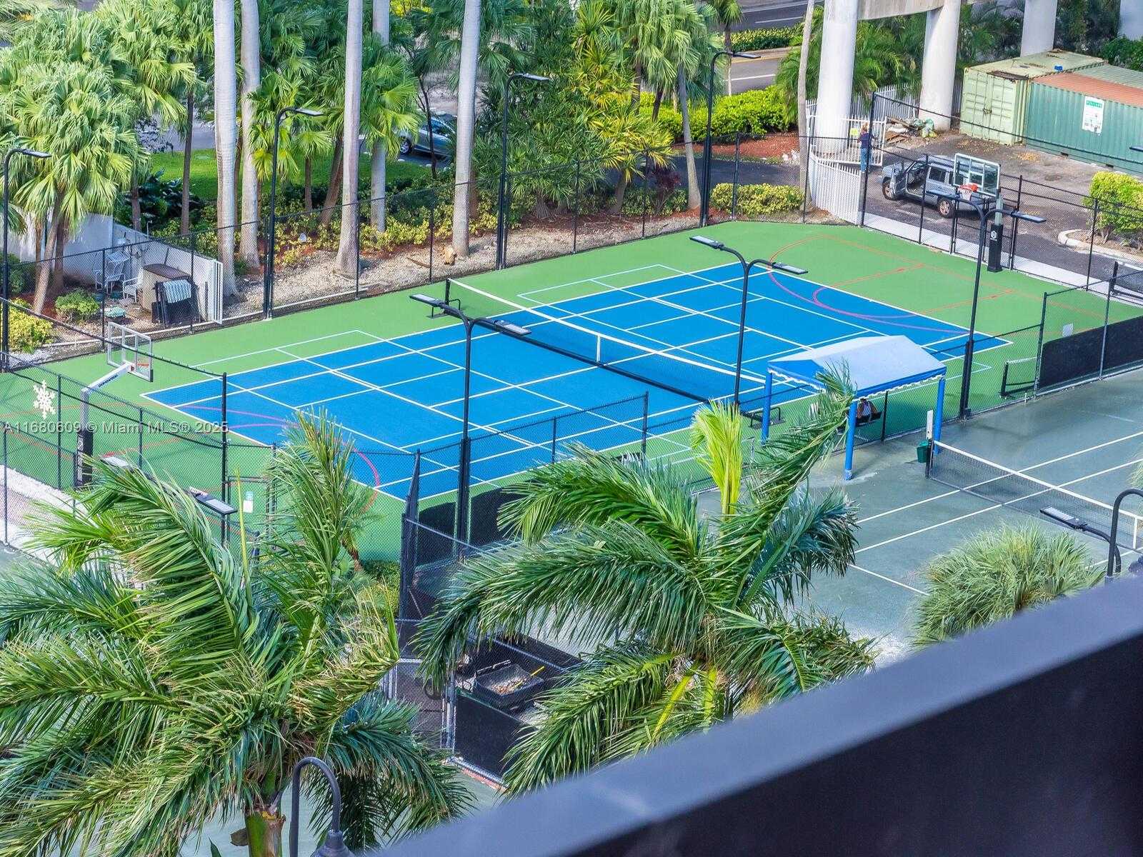 Small Image of 19101 NORTH EAST 36TH CT #2501, Aventura Number 36
