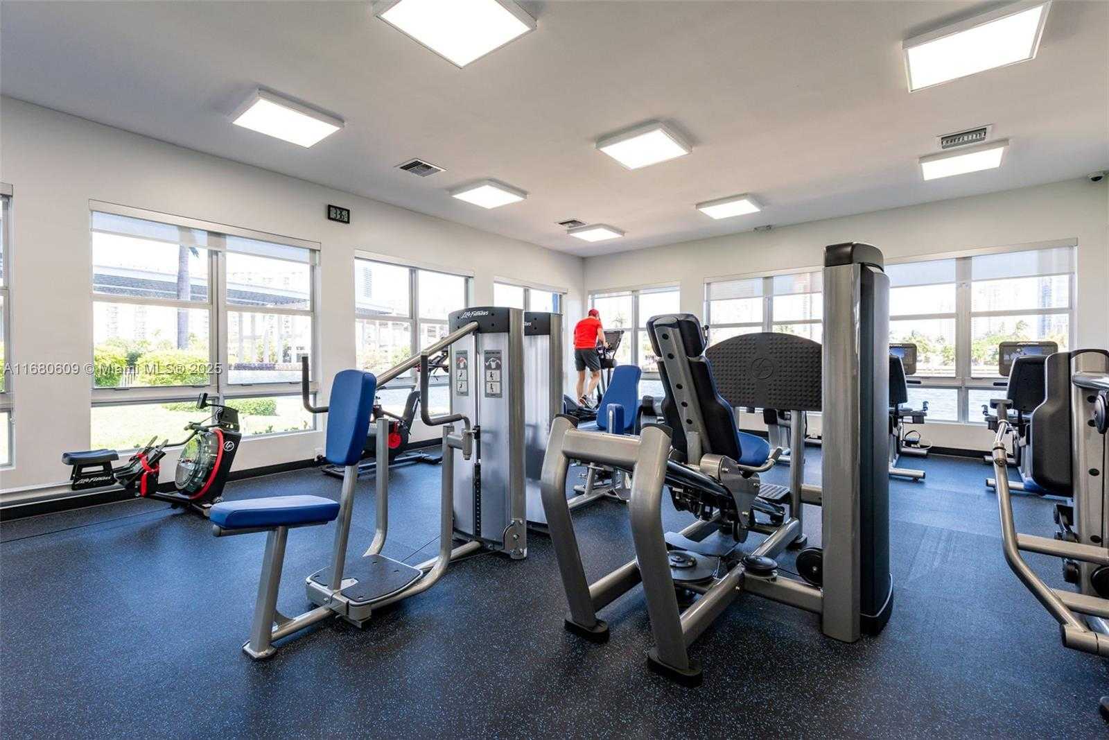 Small Image of 19101 NORTH EAST 36TH CT #2501, Aventura Number 42