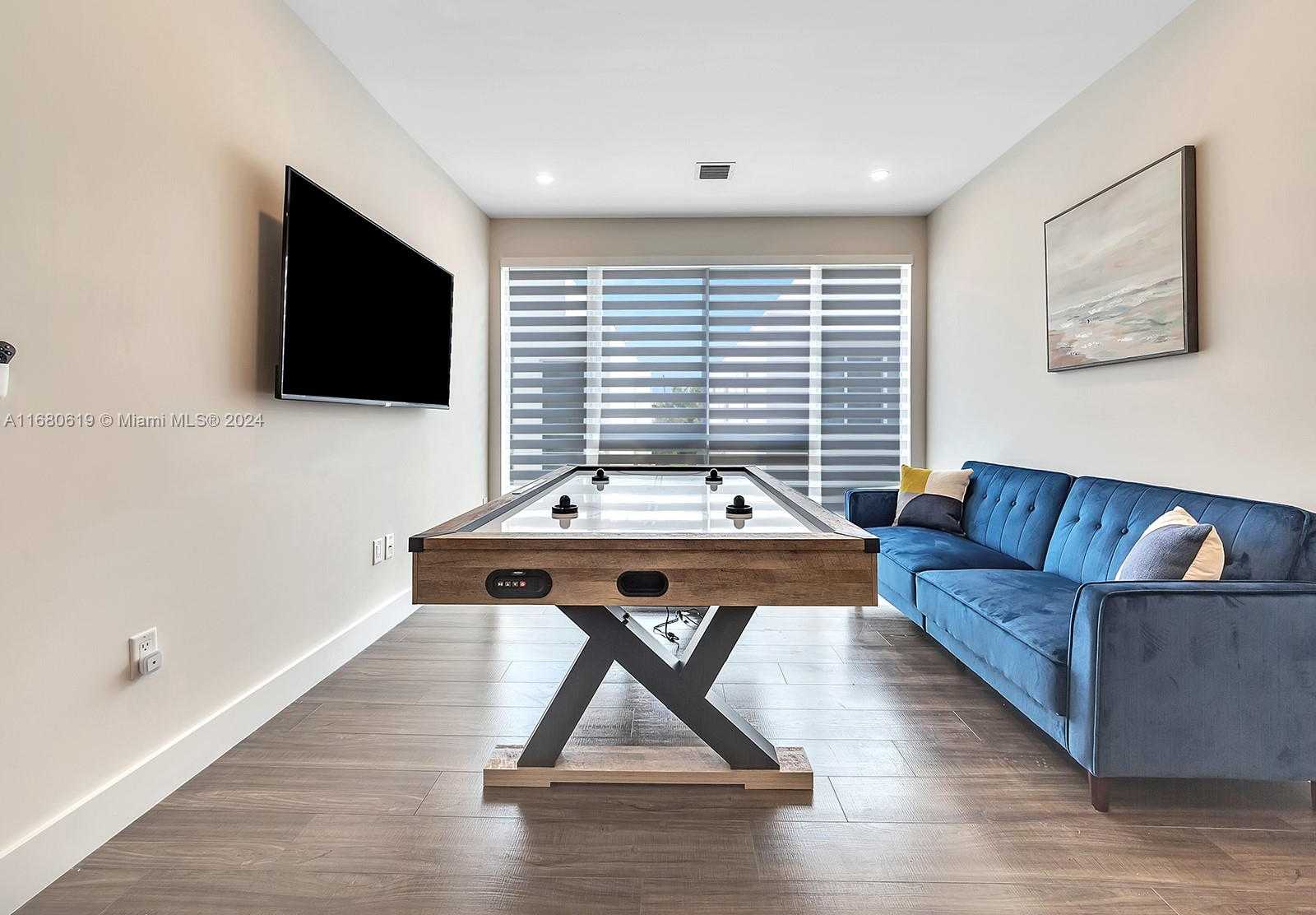 Small Image of 1808 CORAL RIDGE DR #1808, Fort Lauderdale Number 12