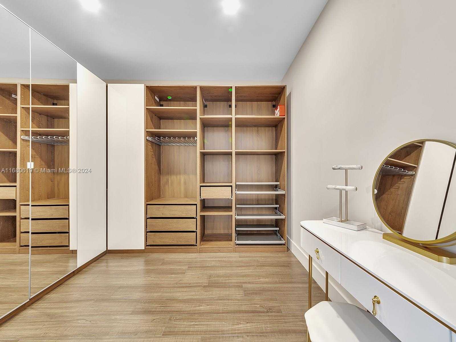 Small Image of 1808 CORAL RIDGE DR #1808, Fort Lauderdale Number 23