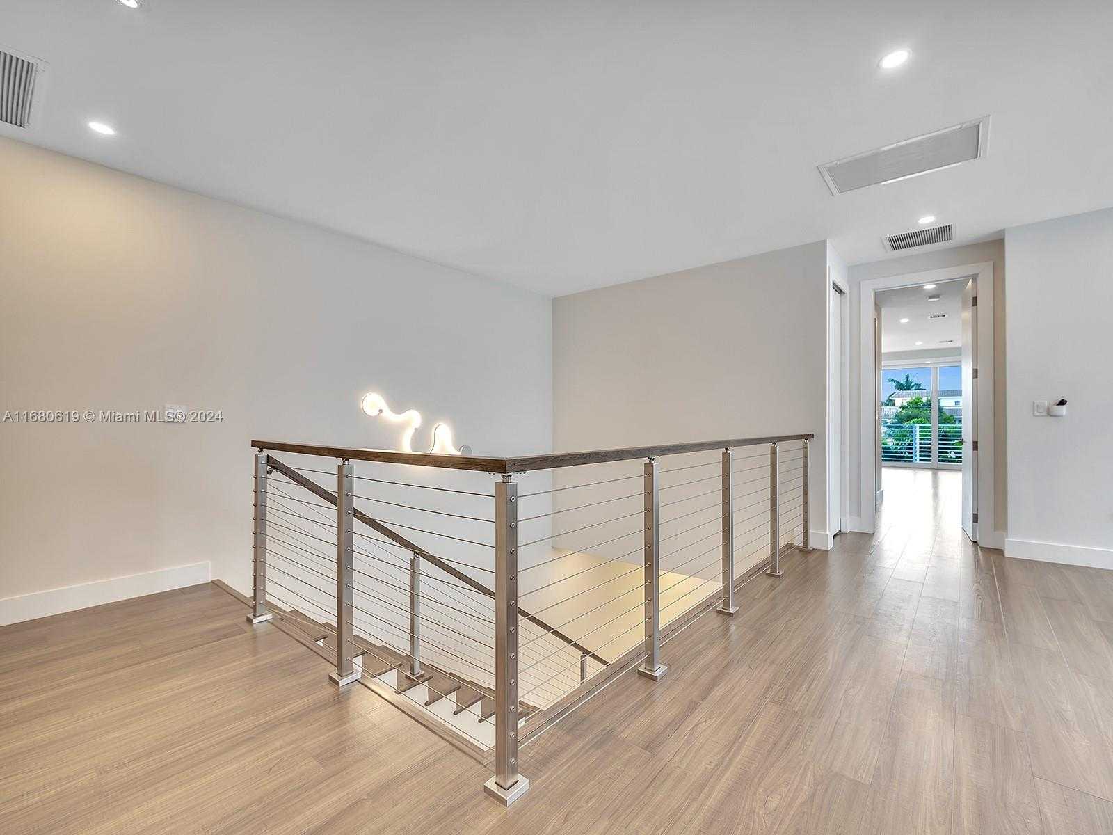 Small Image of 1808 CORAL RIDGE DR #1808, Fort Lauderdale Number 26