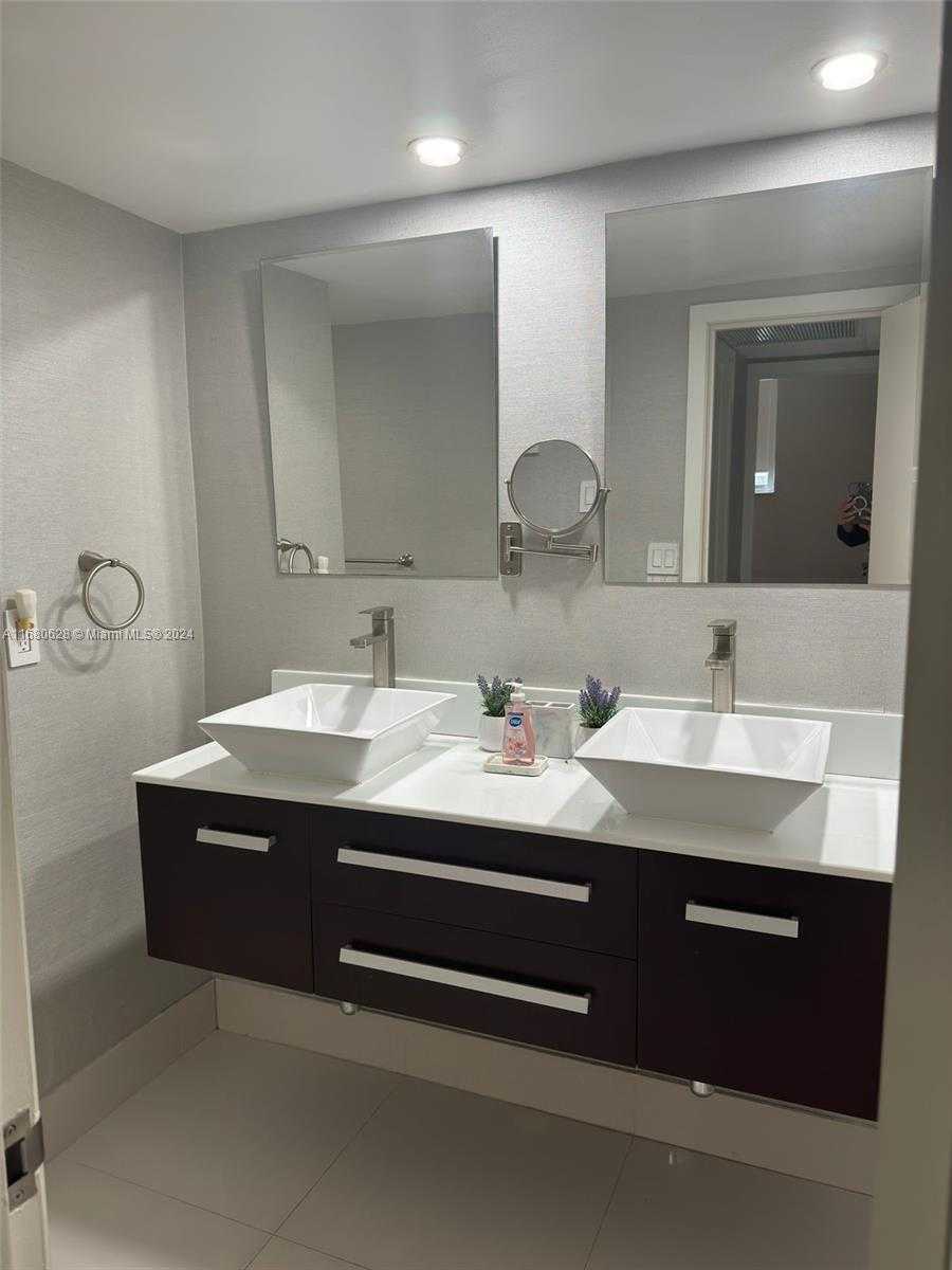Small Image of 4001 SOUTH OCEAN DR #5F, Hollywood Number 15