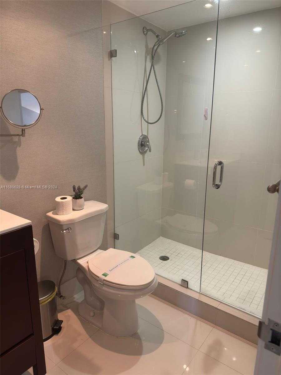Small Image of 4001 SOUTH OCEAN DR #5F, Hollywood Number 18