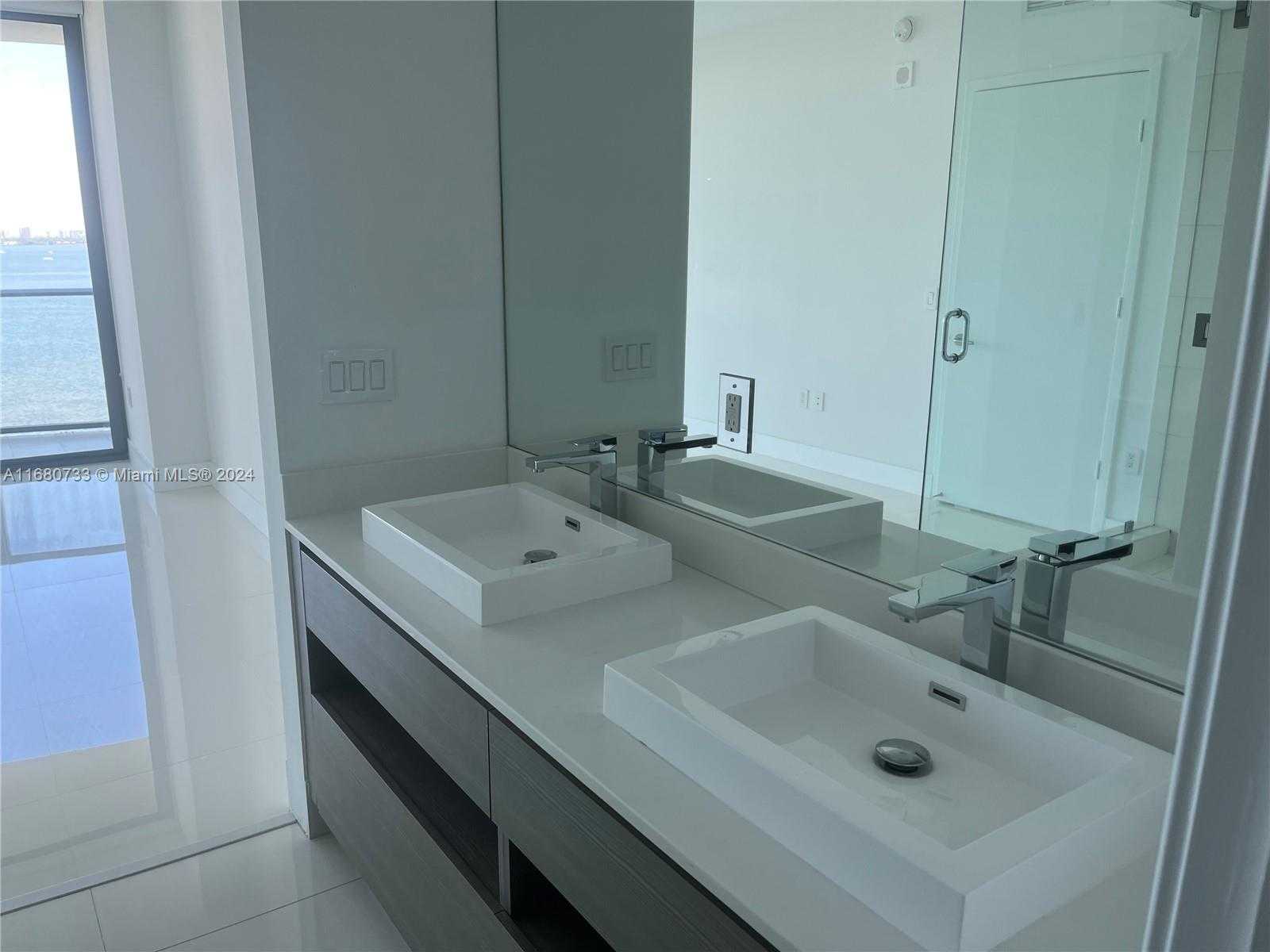 Small Image of 460 NORTH EAST 28TH ST #1403, Miami Number 14