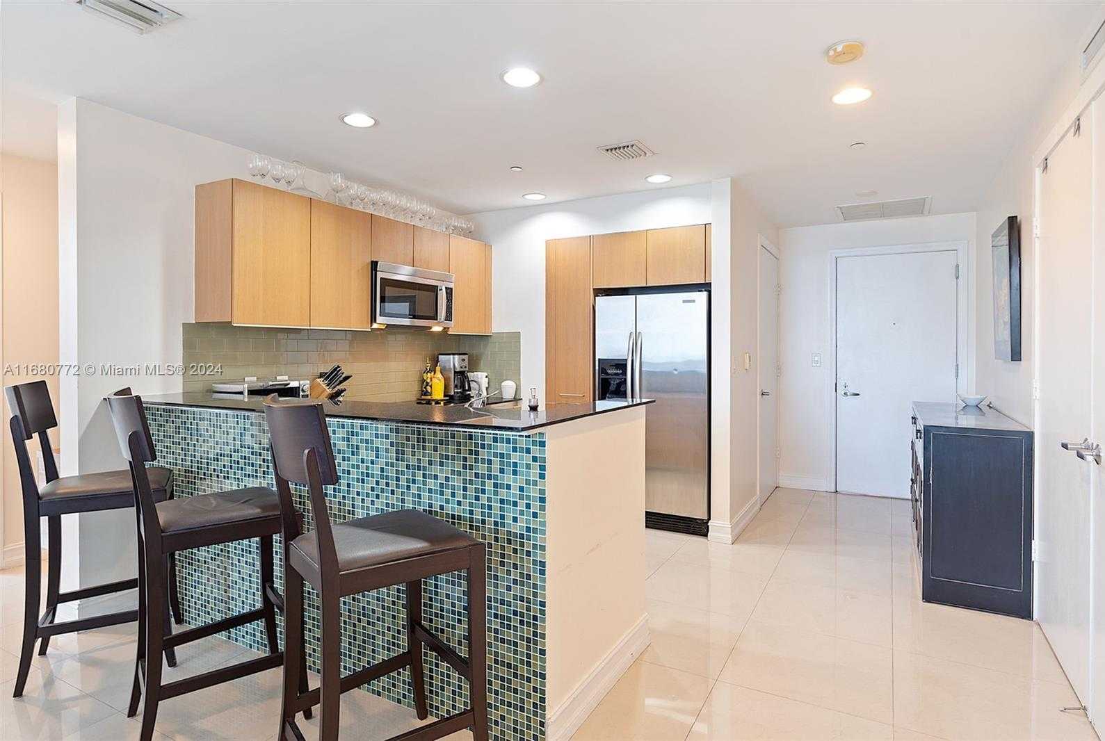 Small Image of 1060 BRICKELL AVE #3407, Miami Number 11