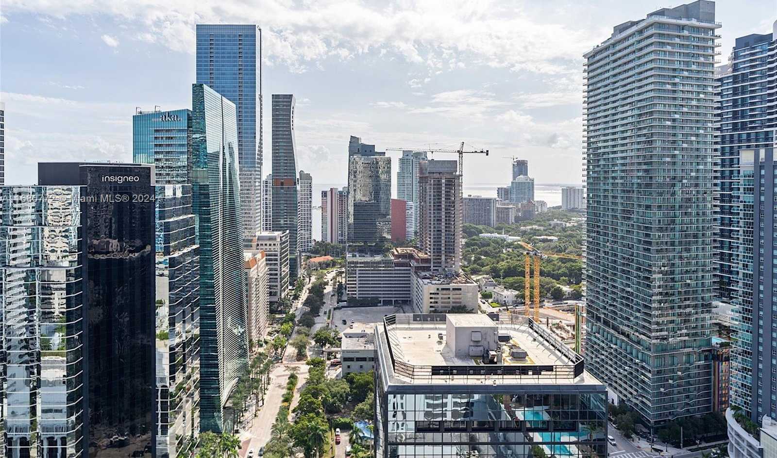 Small Image of 1060 BRICKELL AVE #3407, Miami Number 30