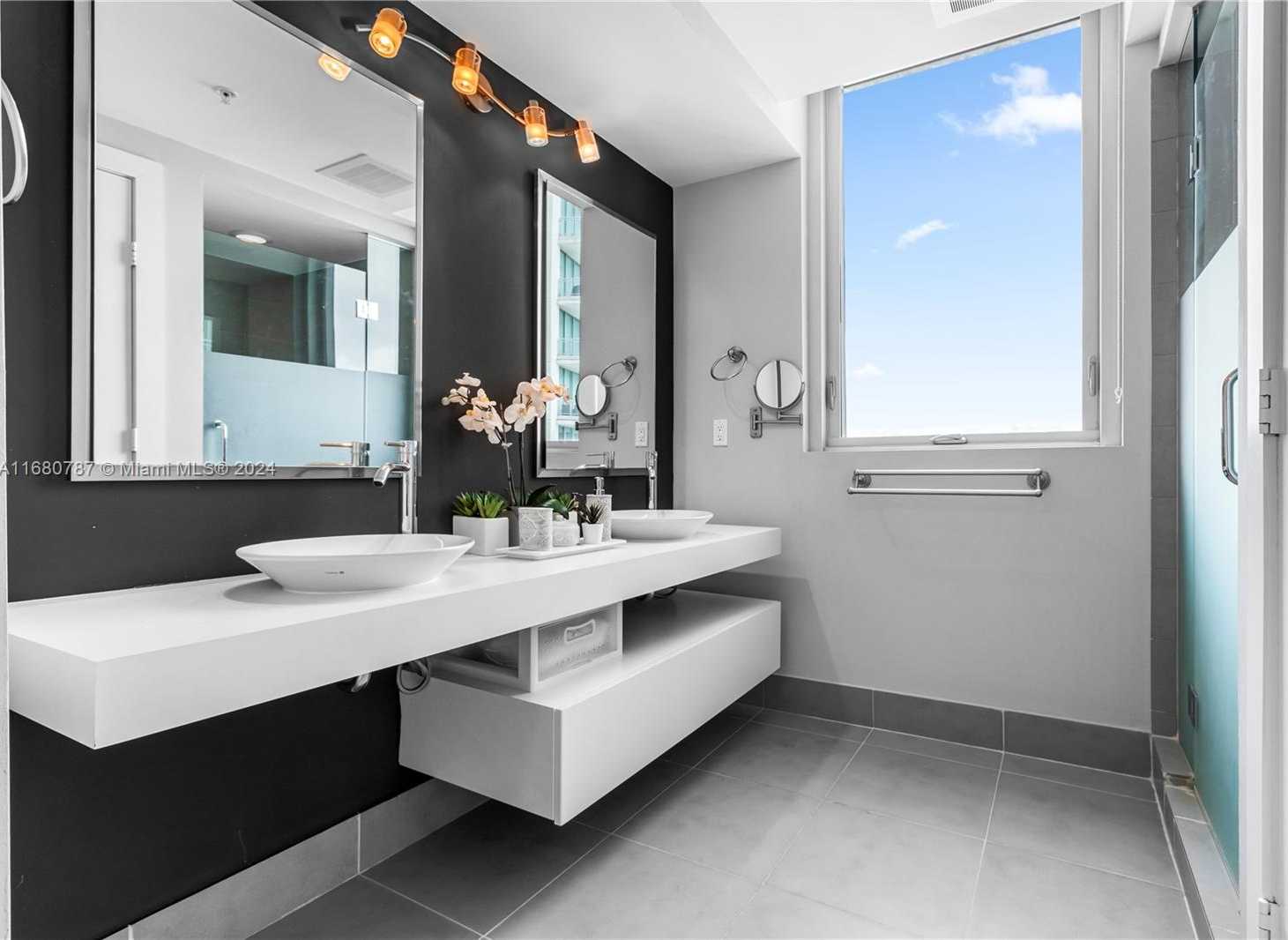 Small Image of 92 SOUTH WEST 3RD ST #3505, Miami Number 15