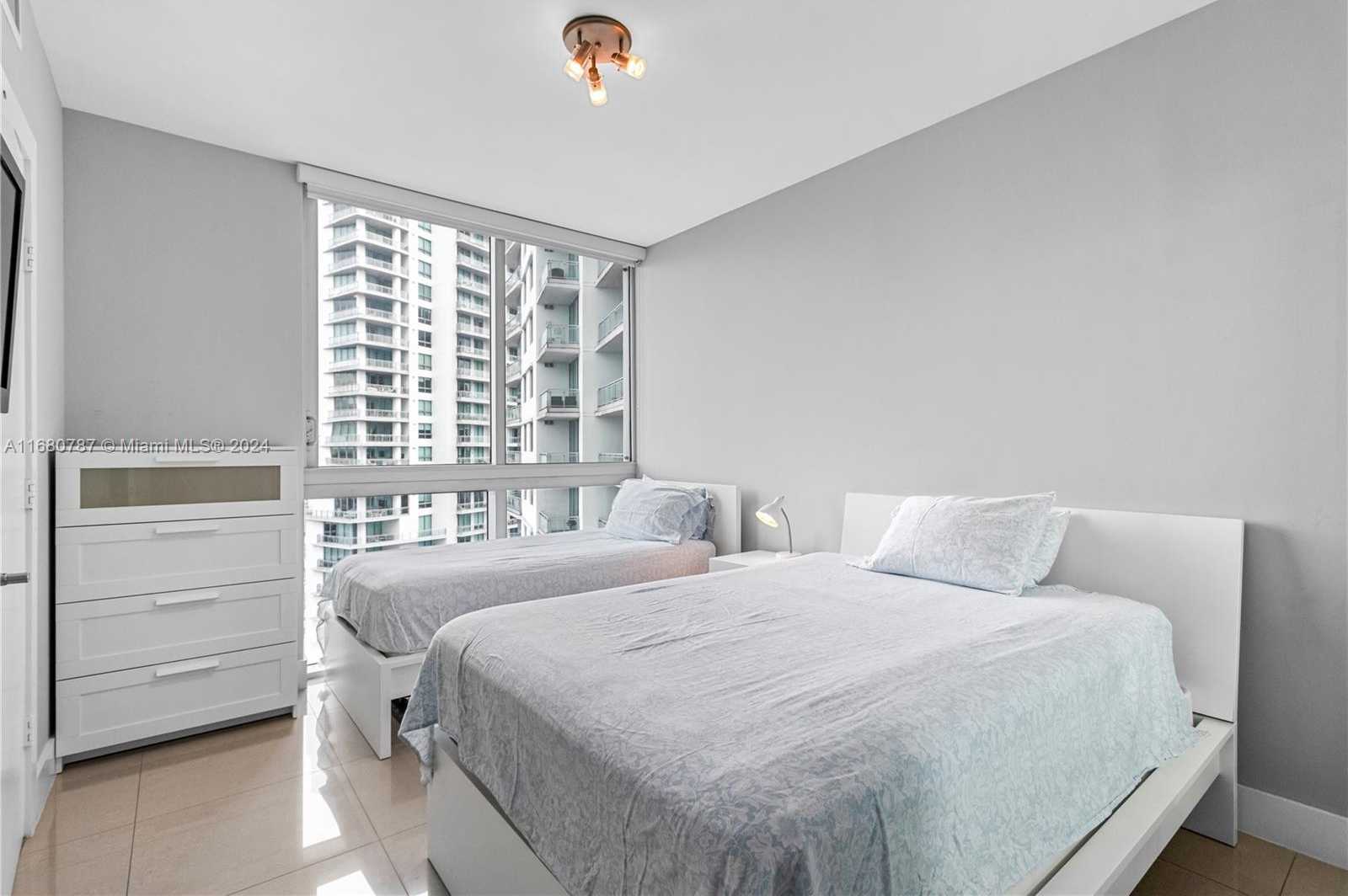 Small Image of 92 SOUTH WEST 3RD ST #3505, Miami Number 19