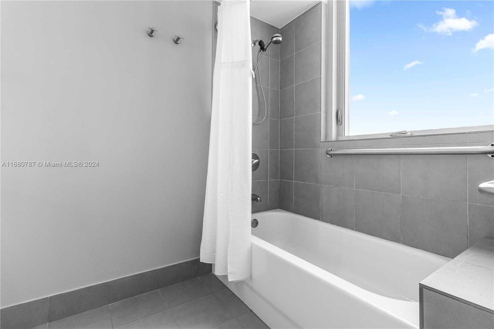 Small Image of 92 SOUTH WEST 3RD ST #3505, Miami Number 23