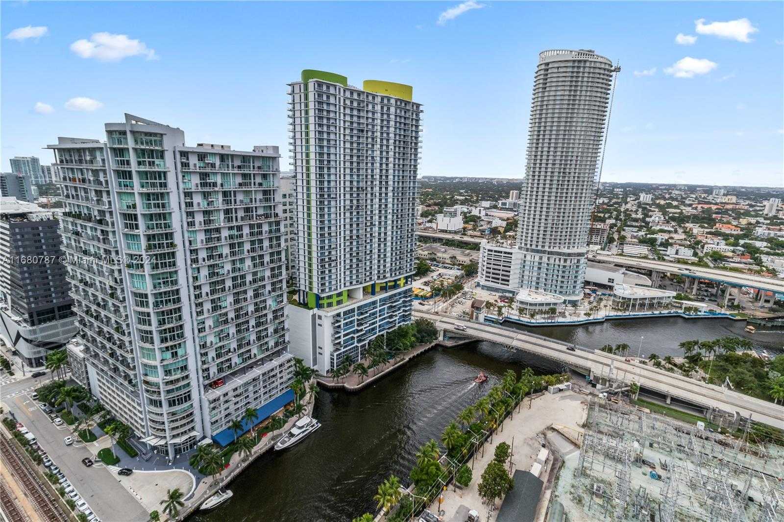 Small Image of 92 SOUTH WEST 3RD ST #3505, Miami Number 28